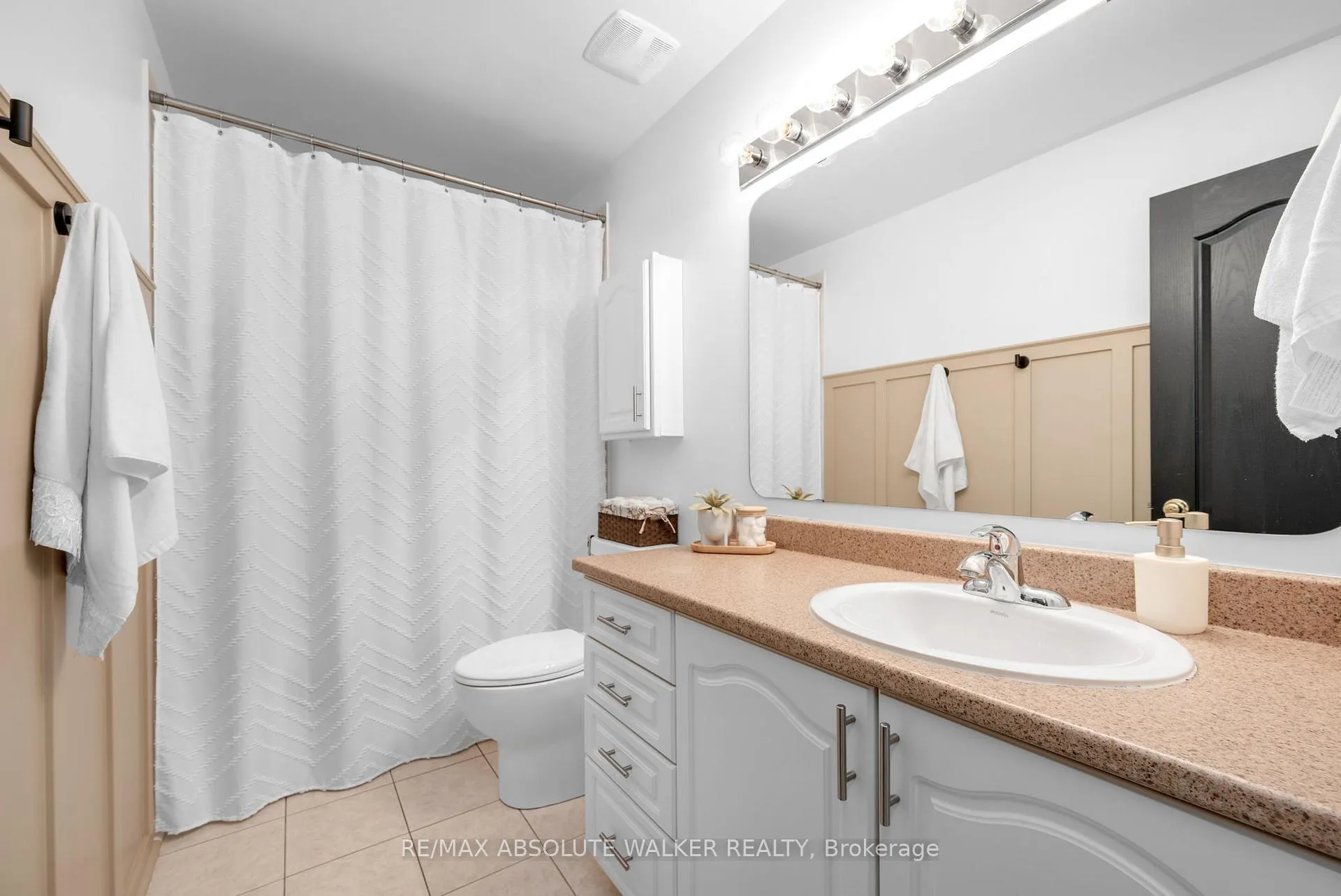 Photo 21 of 279 Parkrose Private, Ottawa, Chatelaine Village — HOMEH