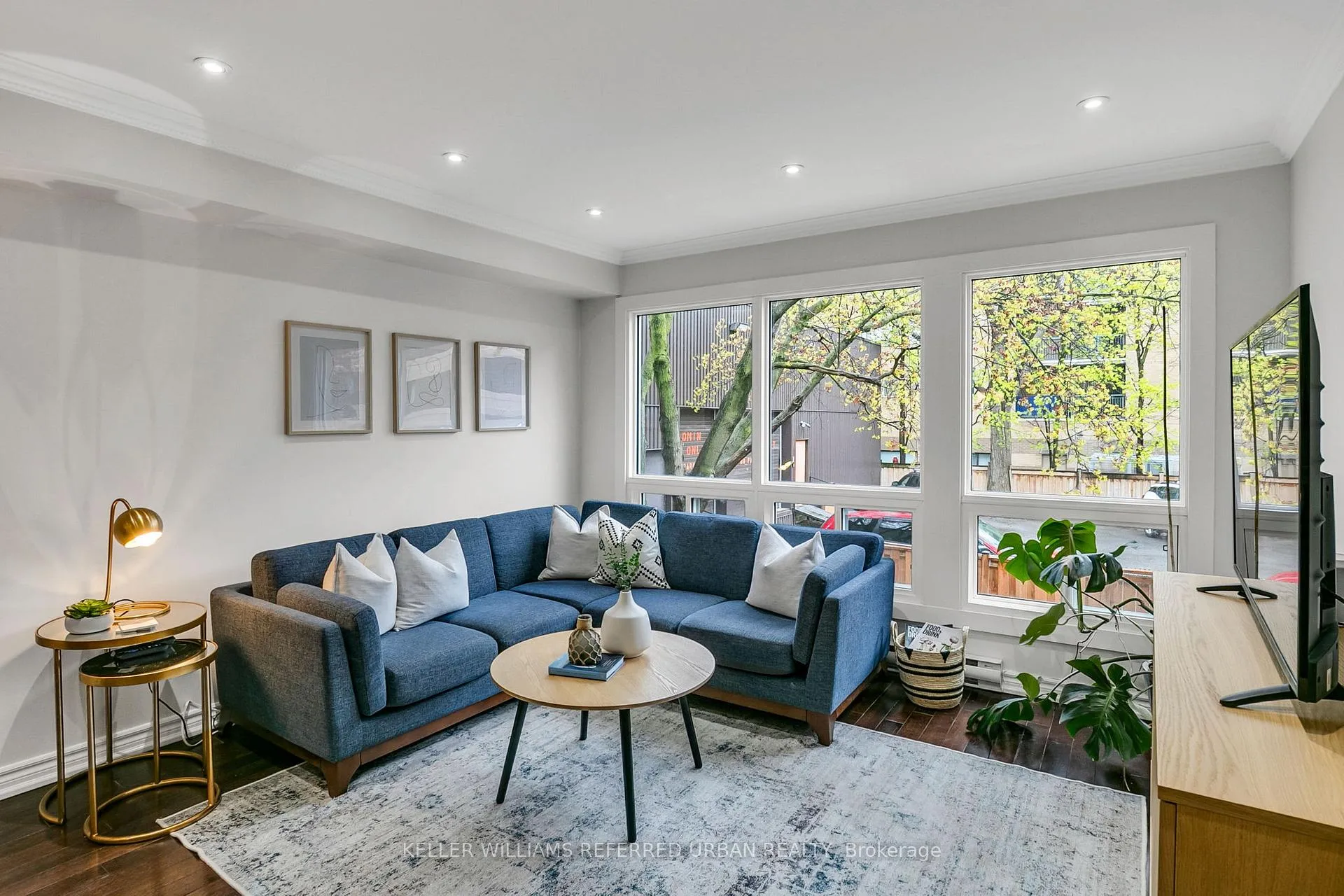 Photo 4 of Unit 35, 1209 Queen Street E, Toronto, South Riverdale — HOMEH