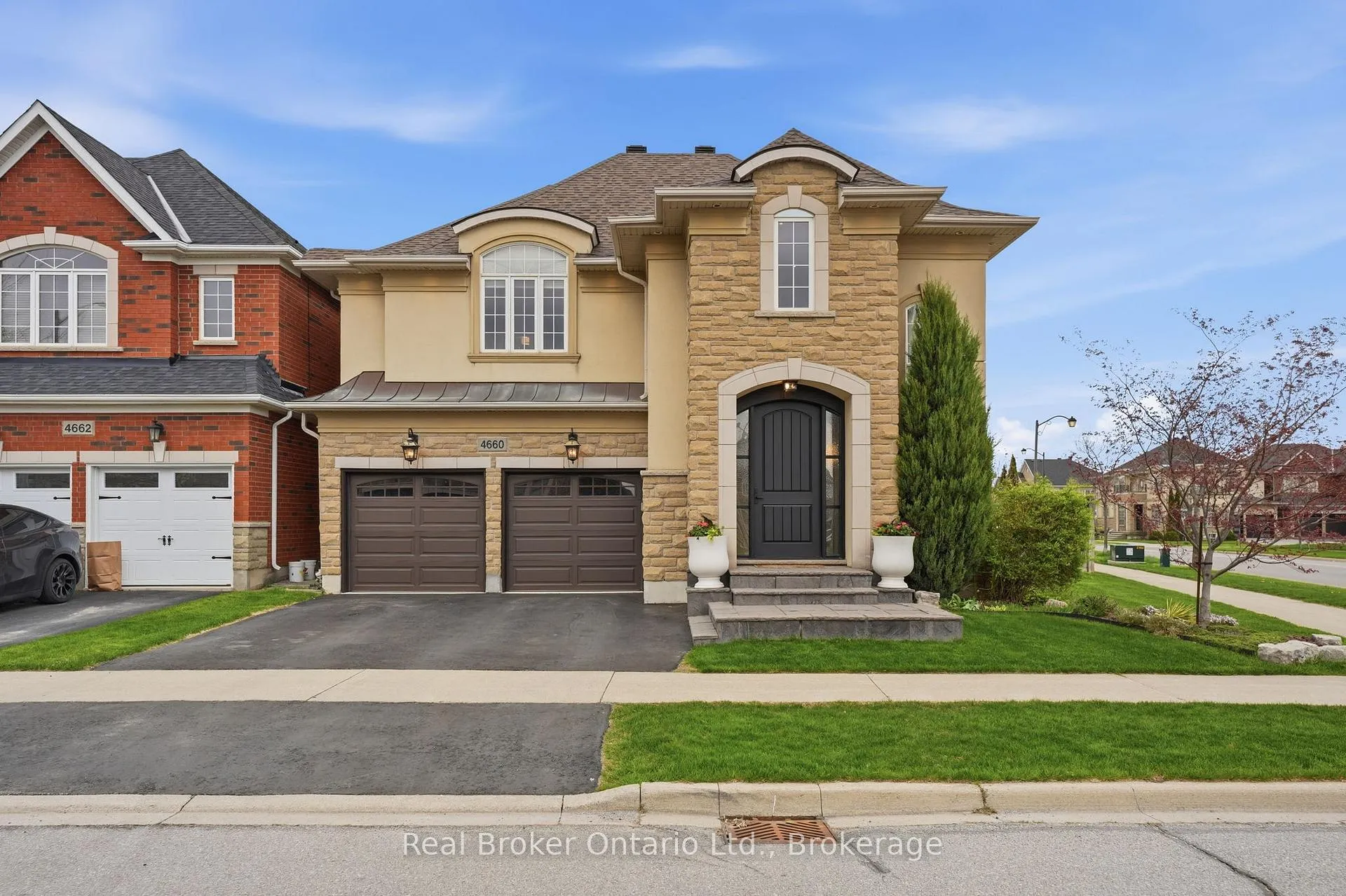 Photo 1 of 4660 Bracknell Road, Burlington, Alton — HOMEH