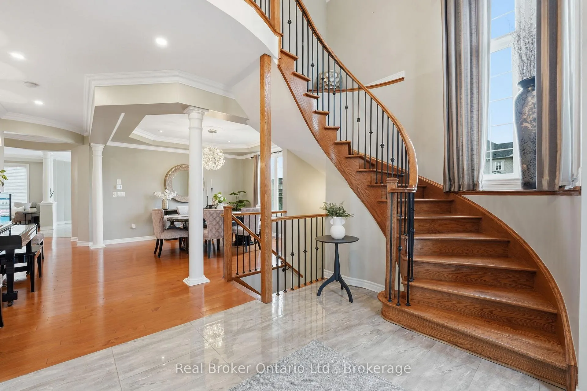 Photo 5 of 4660 Bracknell Road, Burlington, Alton — HOMEH