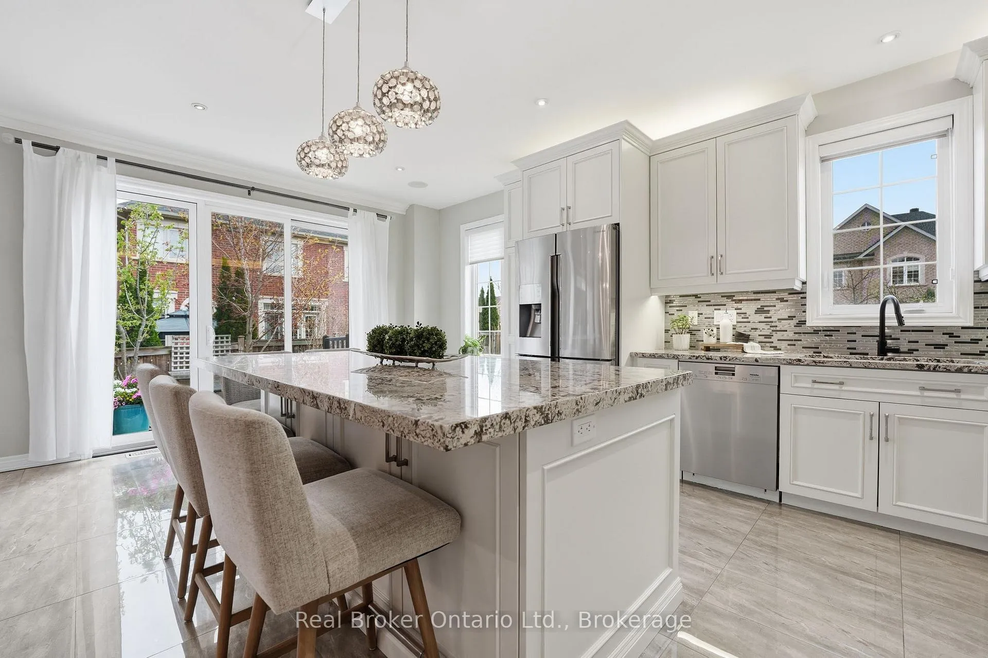 Photo 12 of 4660 Bracknell Road, Burlington, Alton — HOMEH