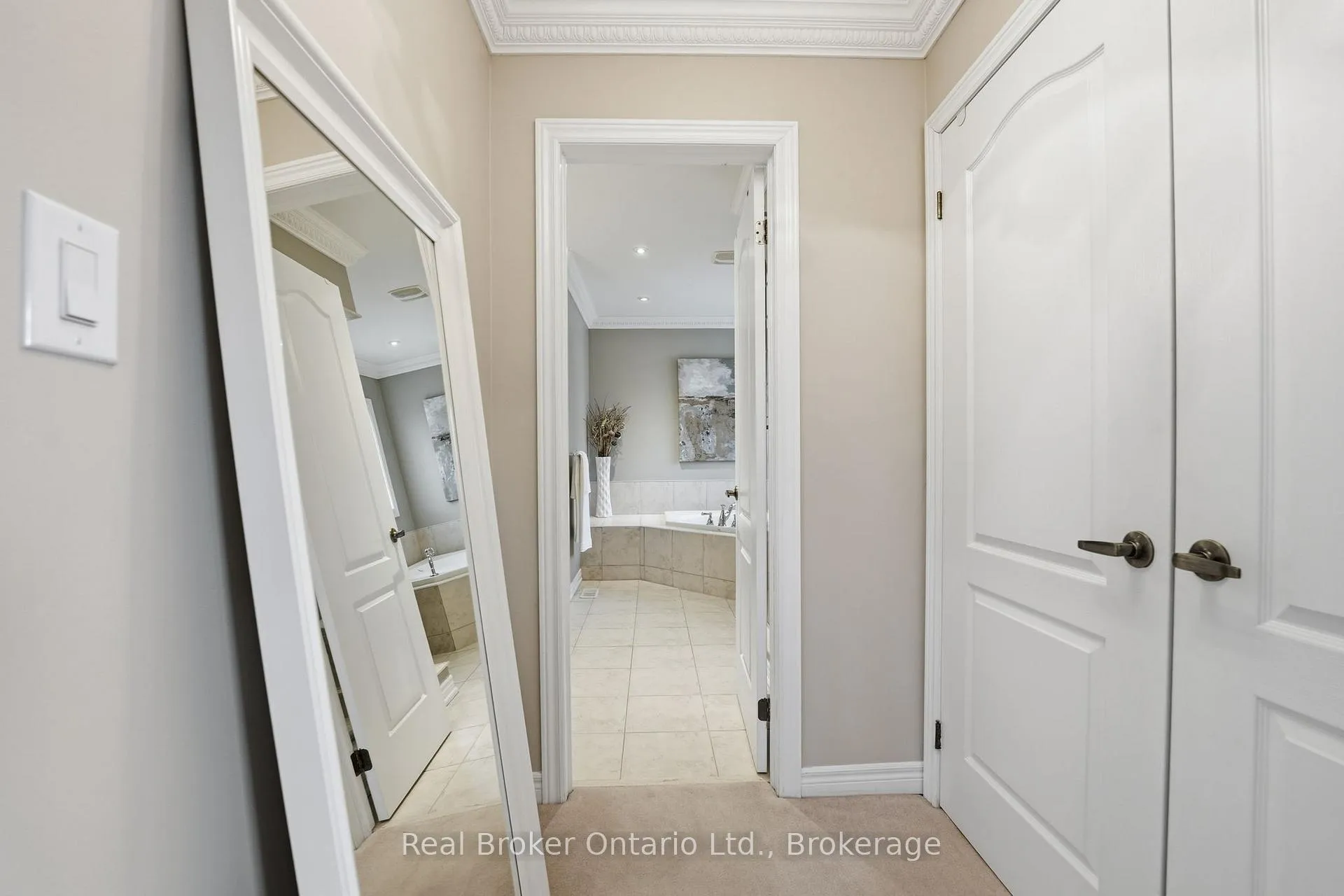 Photo 32 of 4660 Bracknell Road, Burlington, Alton — HOMEH
