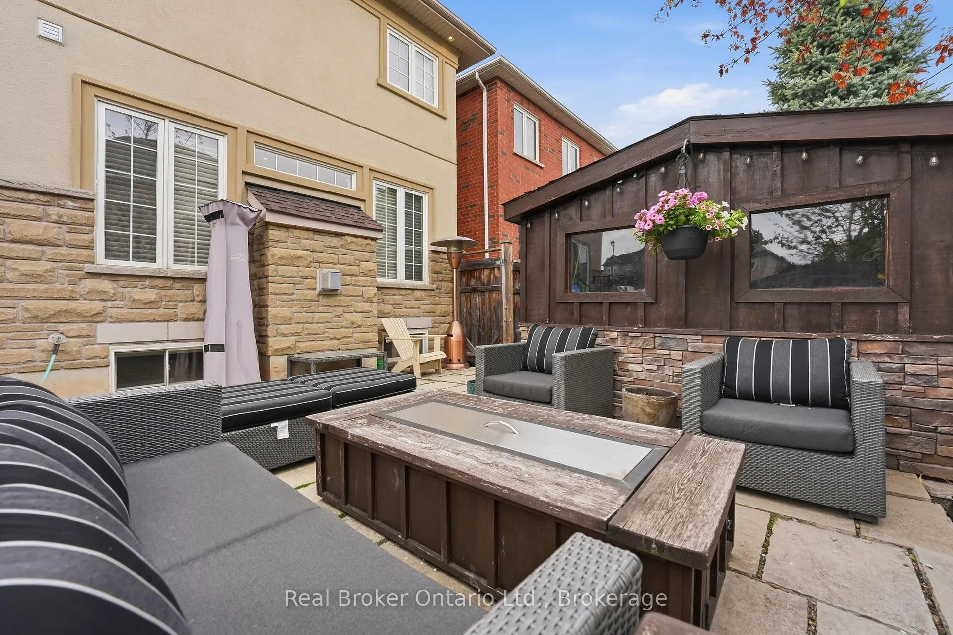 Photo 48 of 4660 Bracknell Road, Burlington, Alton — HOMEH