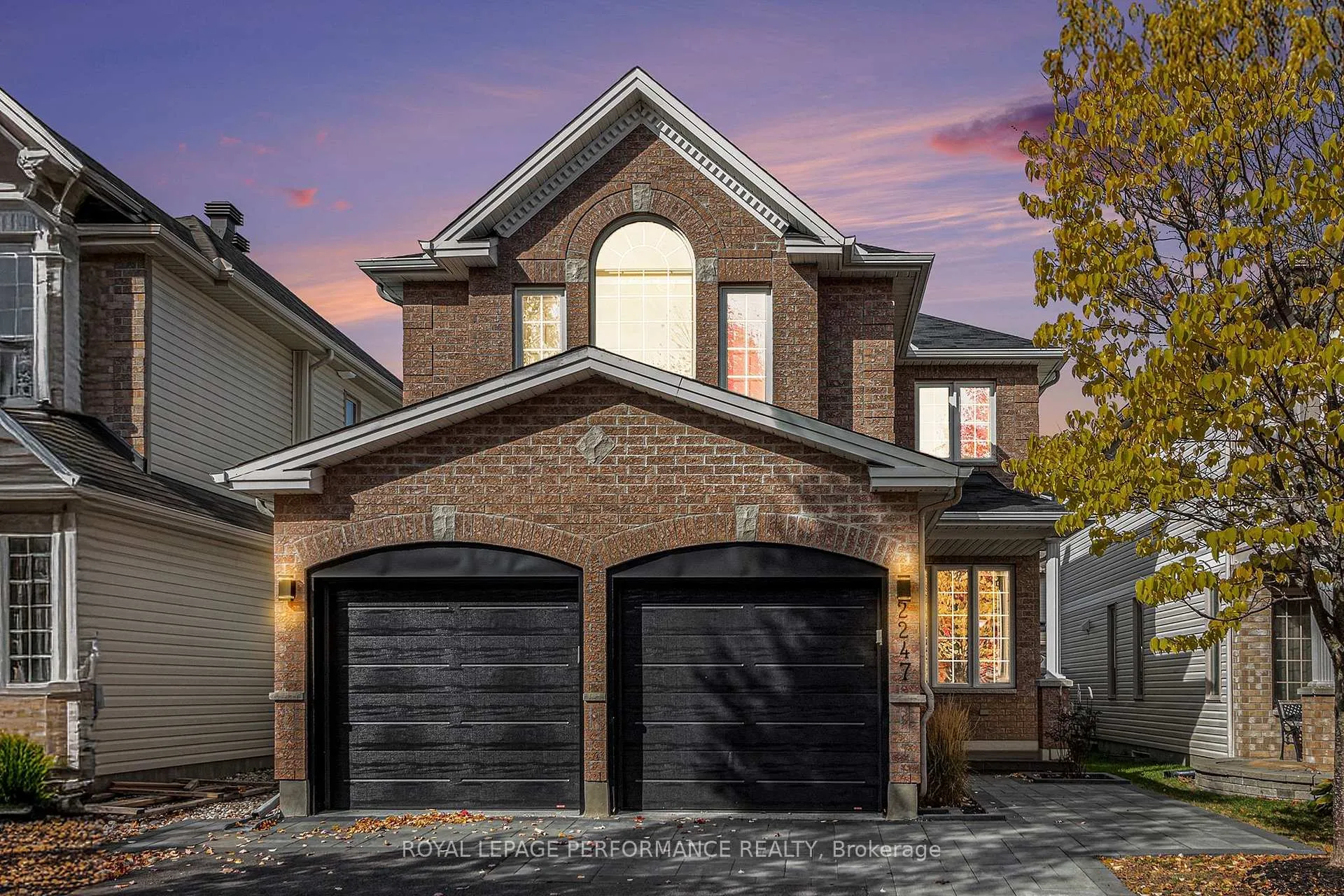Photo 2 of 2247 Clendenan Crescent, Ottawa, Springridge/East Village — HOMEH