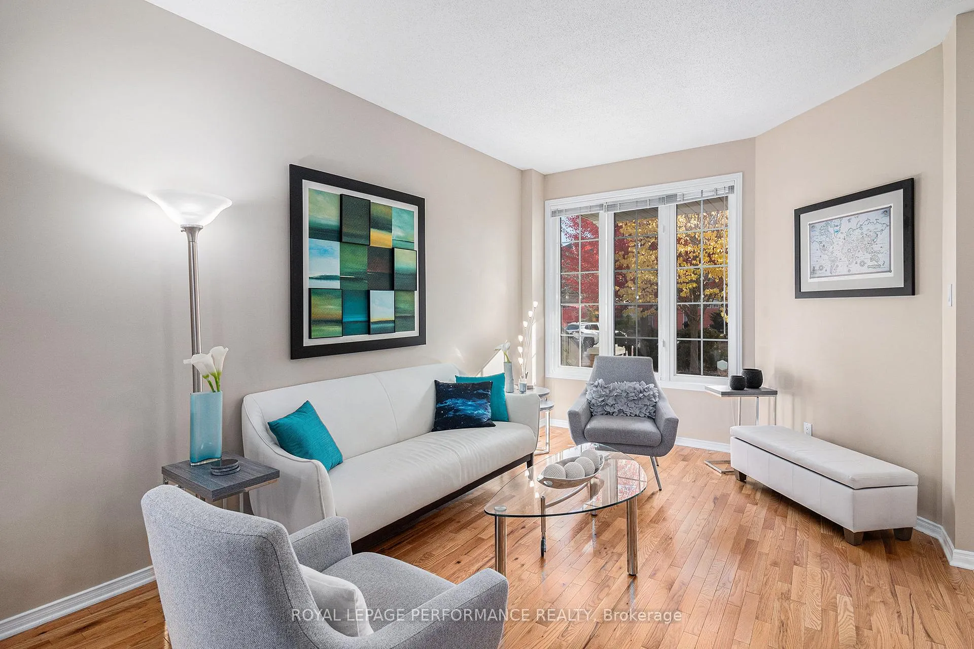 Photo 7 of 2247 Clendenan Crescent, Ottawa, Springridge/East Village — HOMEH