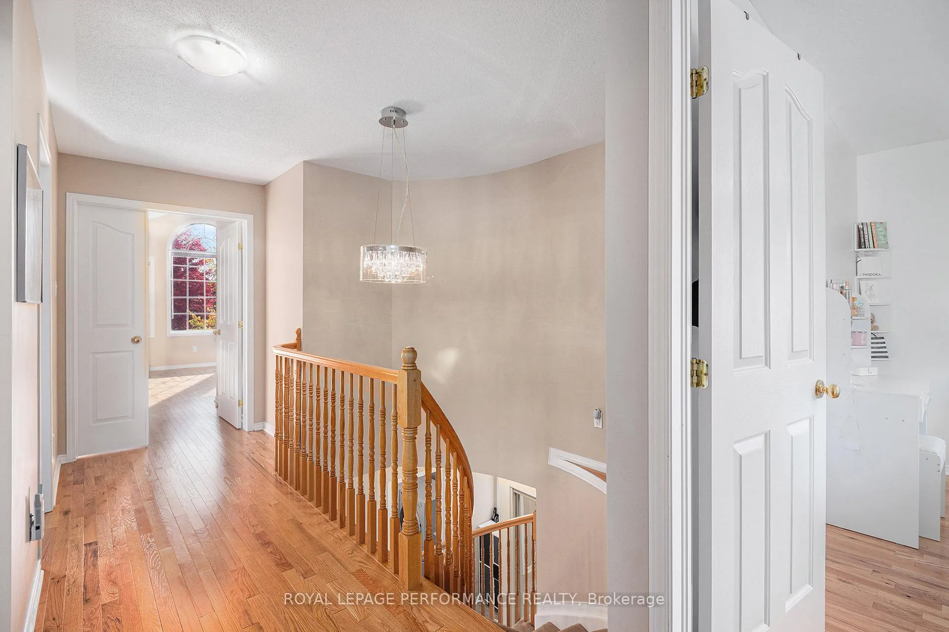 Photo 18 of 2247 Clendenan Crescent, Ottawa, Springridge/East Village — HOMEH