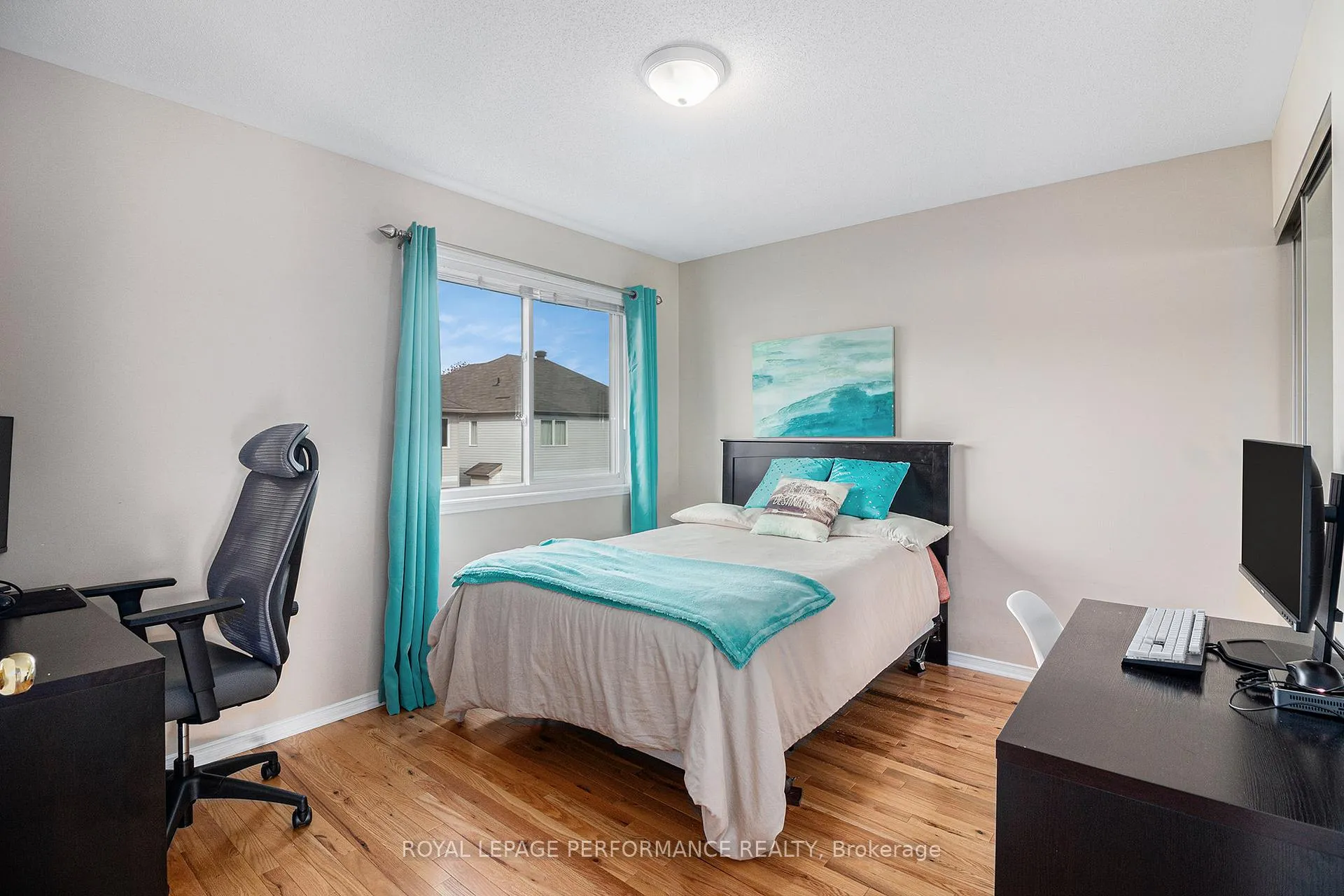 Photo 23 of 2247 Clendenan Crescent, Ottawa, Springridge/East Village — HOMEH