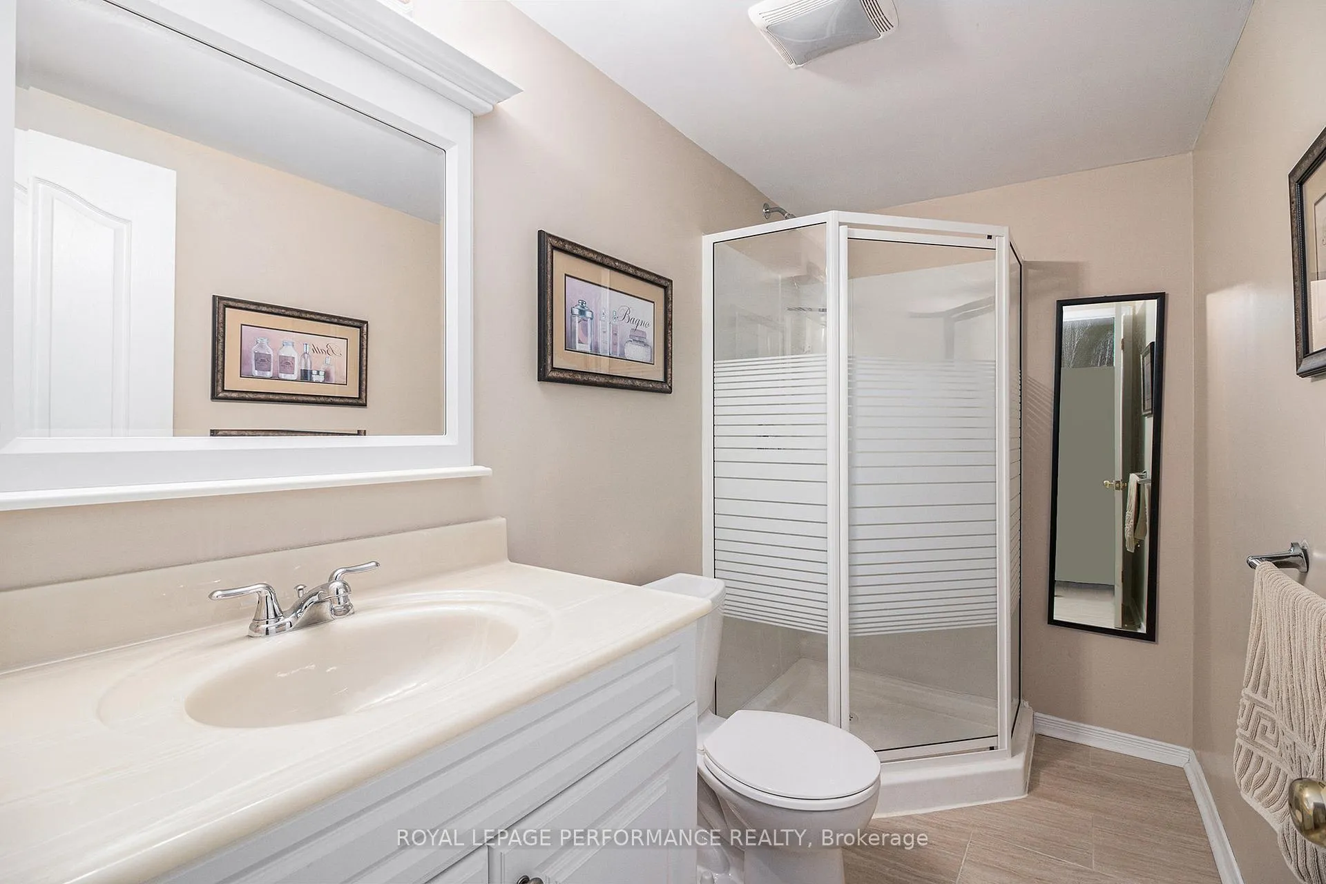Photo 30 of 2247 Clendenan Crescent, Ottawa, Springridge/East Village — HOMEH