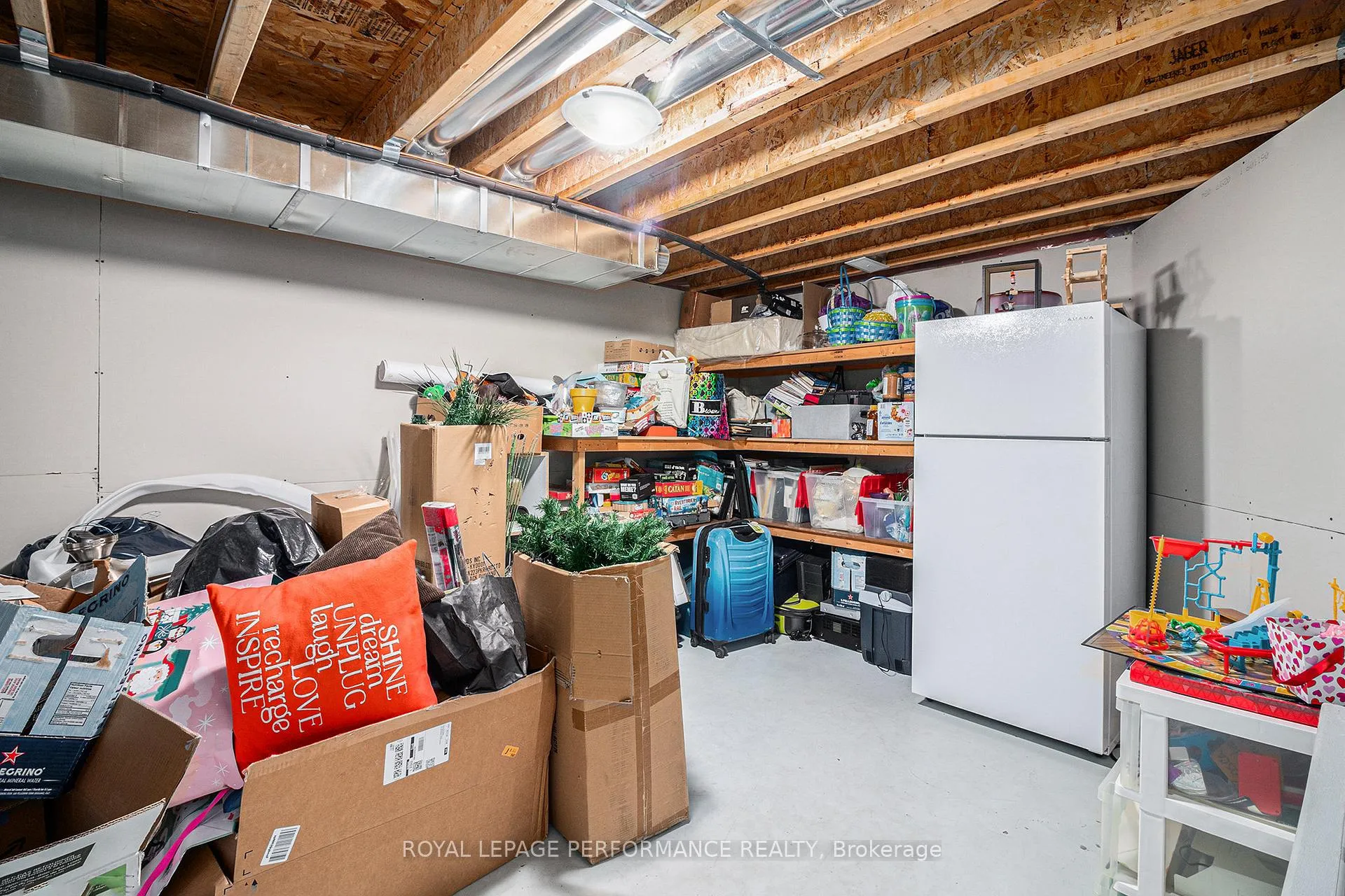 Photo 31 of 2247 Clendenan Crescent, Ottawa, Springridge/East Village — HOMEH