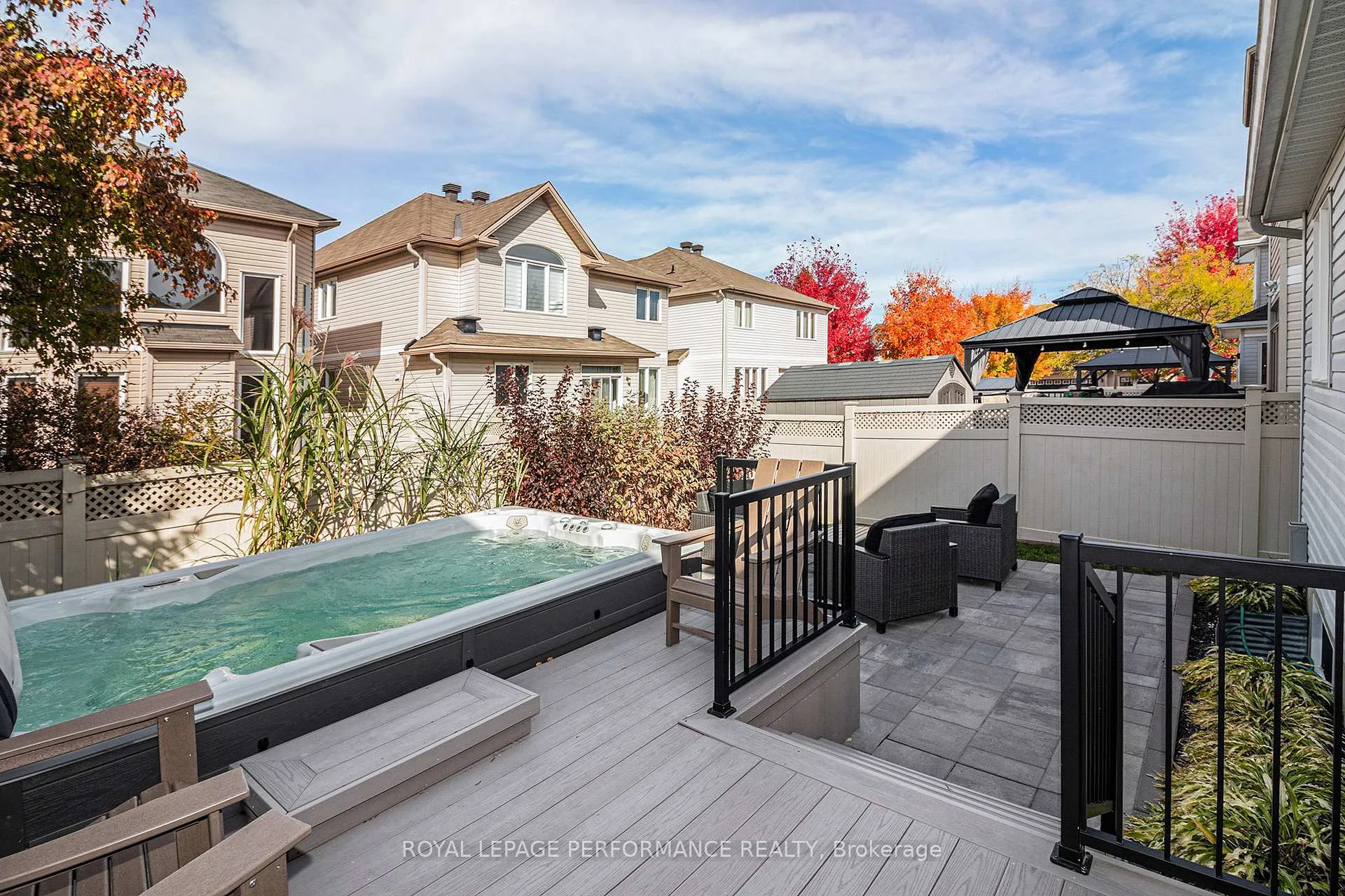 Photo 33 of 2247 Clendenan Crescent, Ottawa, Springridge/East Village — HOMEH