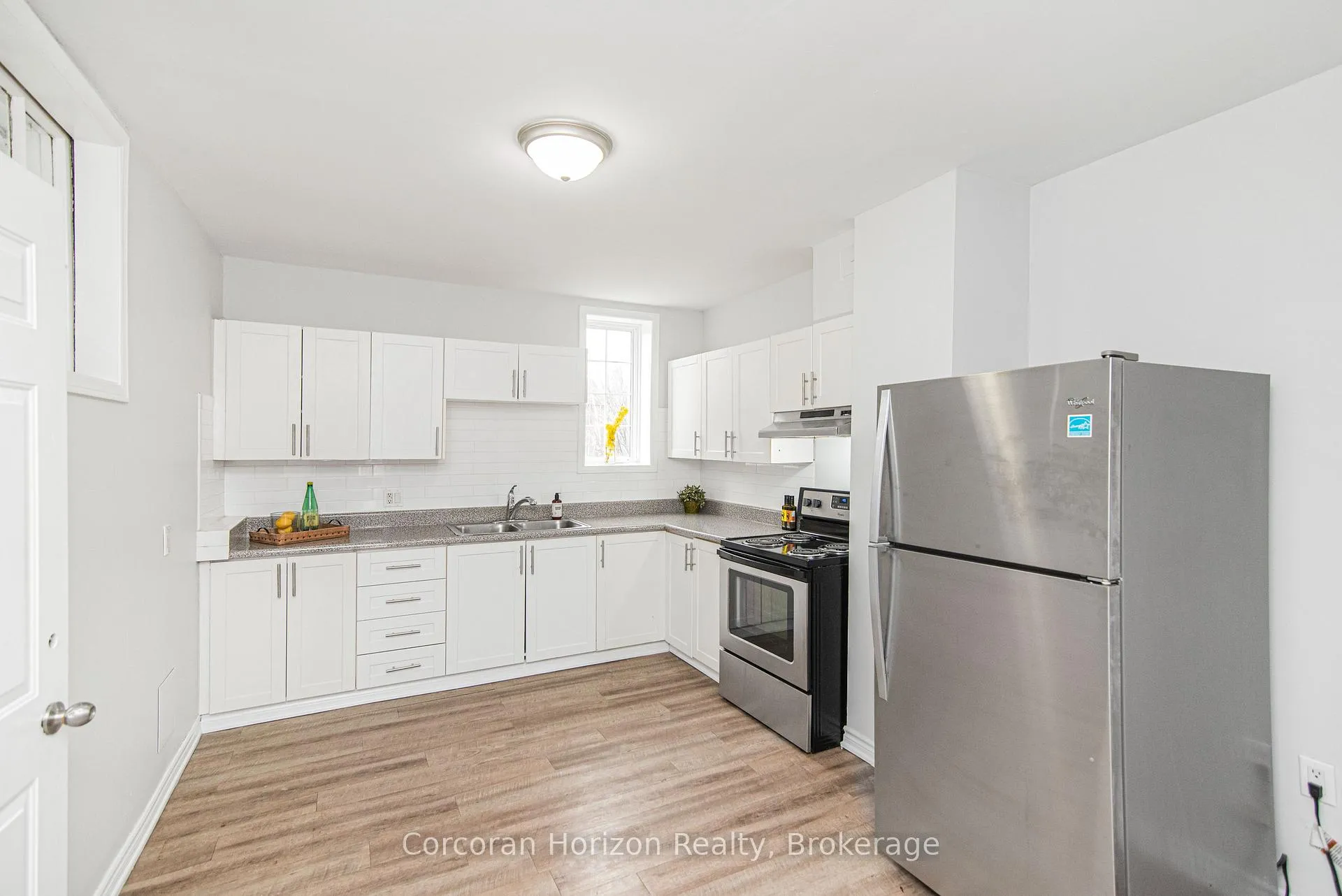 Photo 8 of 283 Emerald Street N, Hamilton, Beasley — HOMEH