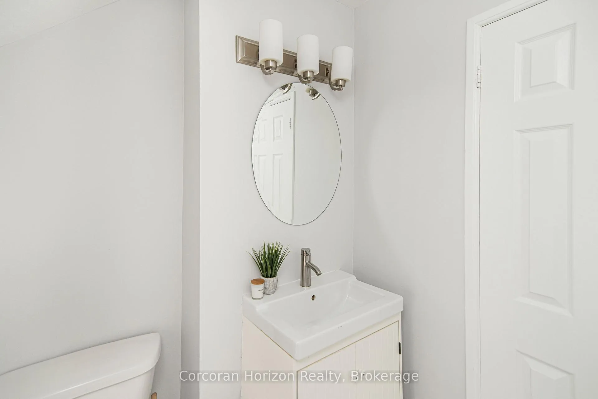 Photo 15 of 283 Emerald Street N, Hamilton, Beasley — HOMEH