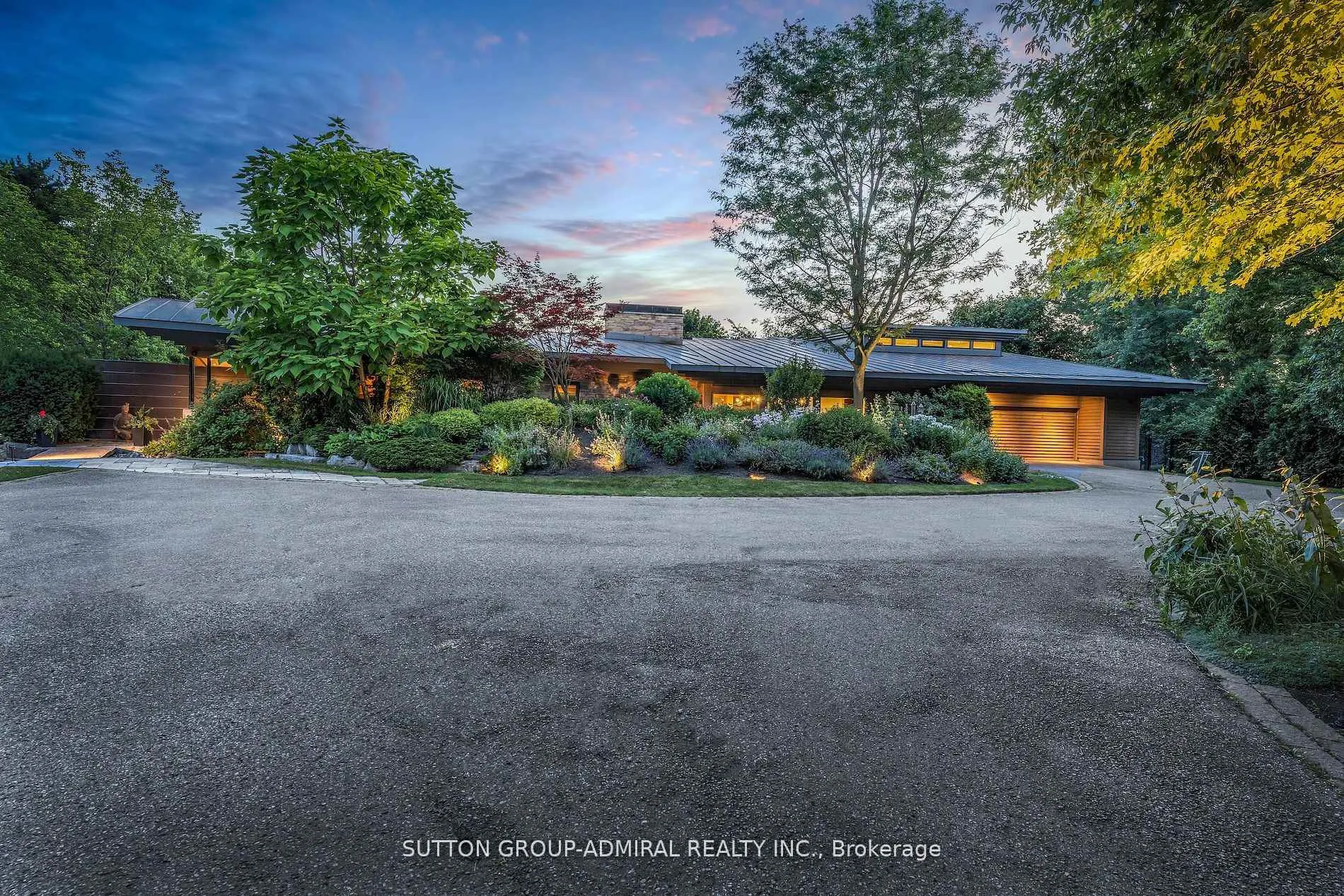 Photo 2 of 27 Elm Ridge Acres Road, Markham, Thornhill — HOMEH