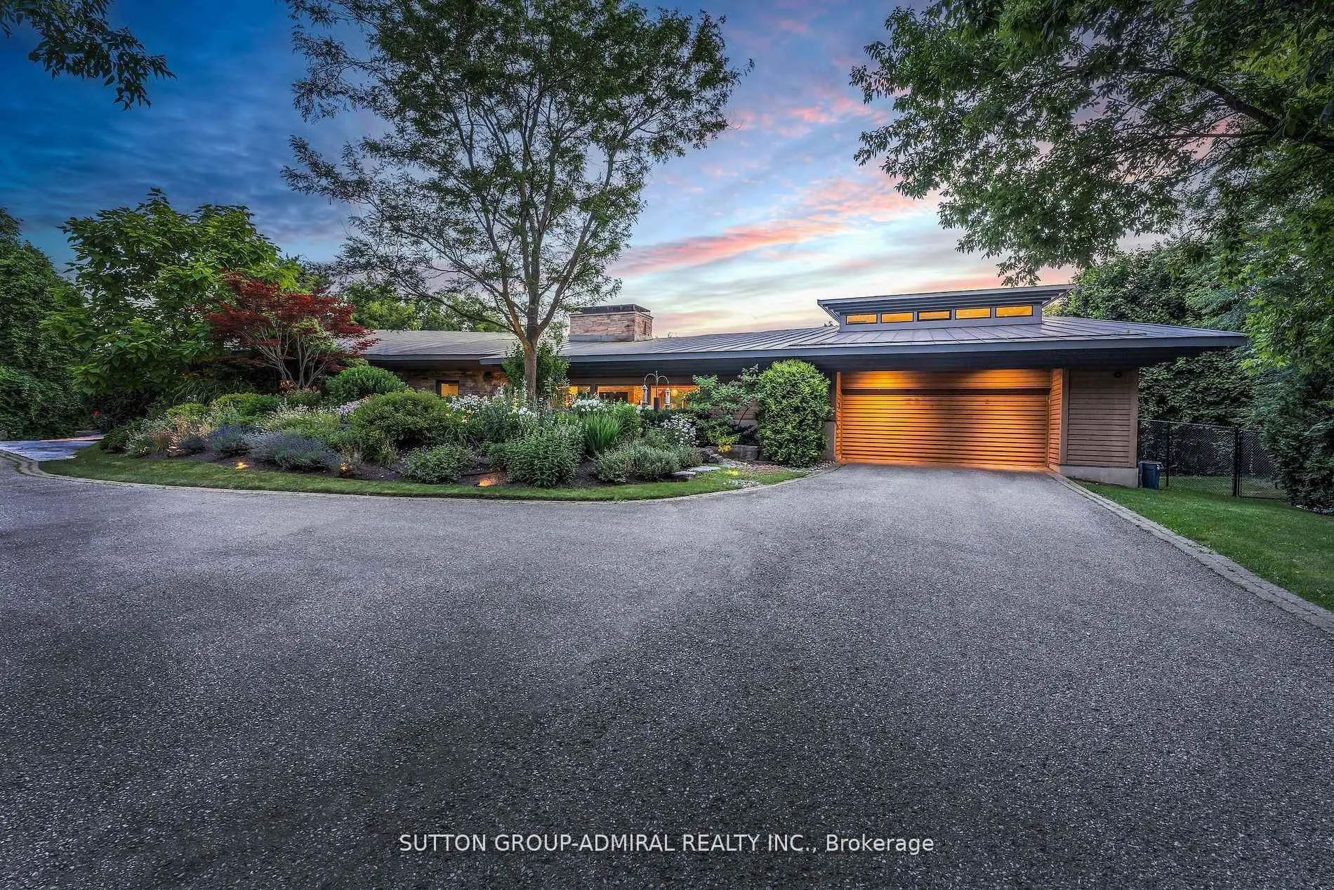 Photo 3 of 27 Elm Ridge Acres Road, Markham, Thornhill — HOMEH