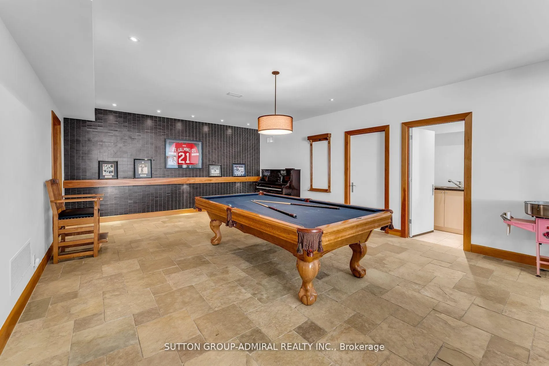 Photo 36 of 27 Elm Ridge Acres Road, Markham, Thornhill — HOMEH