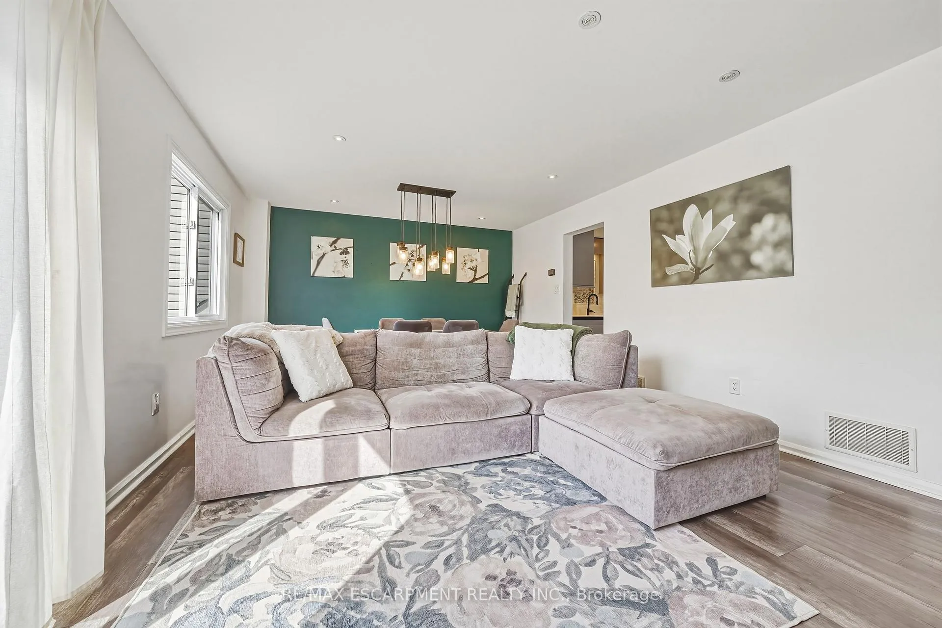 Photo 4 of Unit 242, 2055 Walkers Line, Burlington, Rose — HOMEH