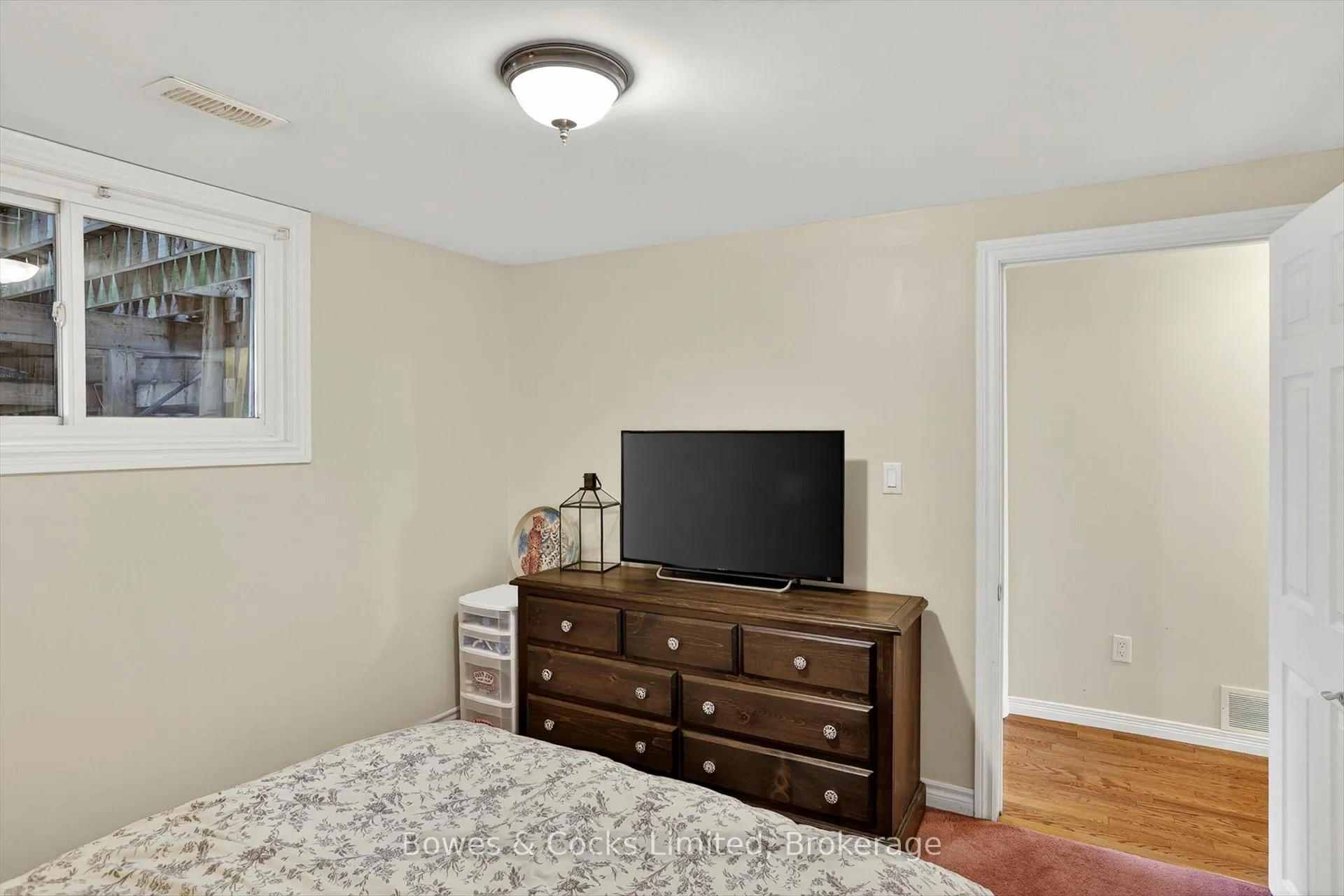 Photo 35 of 832 Cameron Street, Peterborough, Otonabee Ward 1 — HOMEH