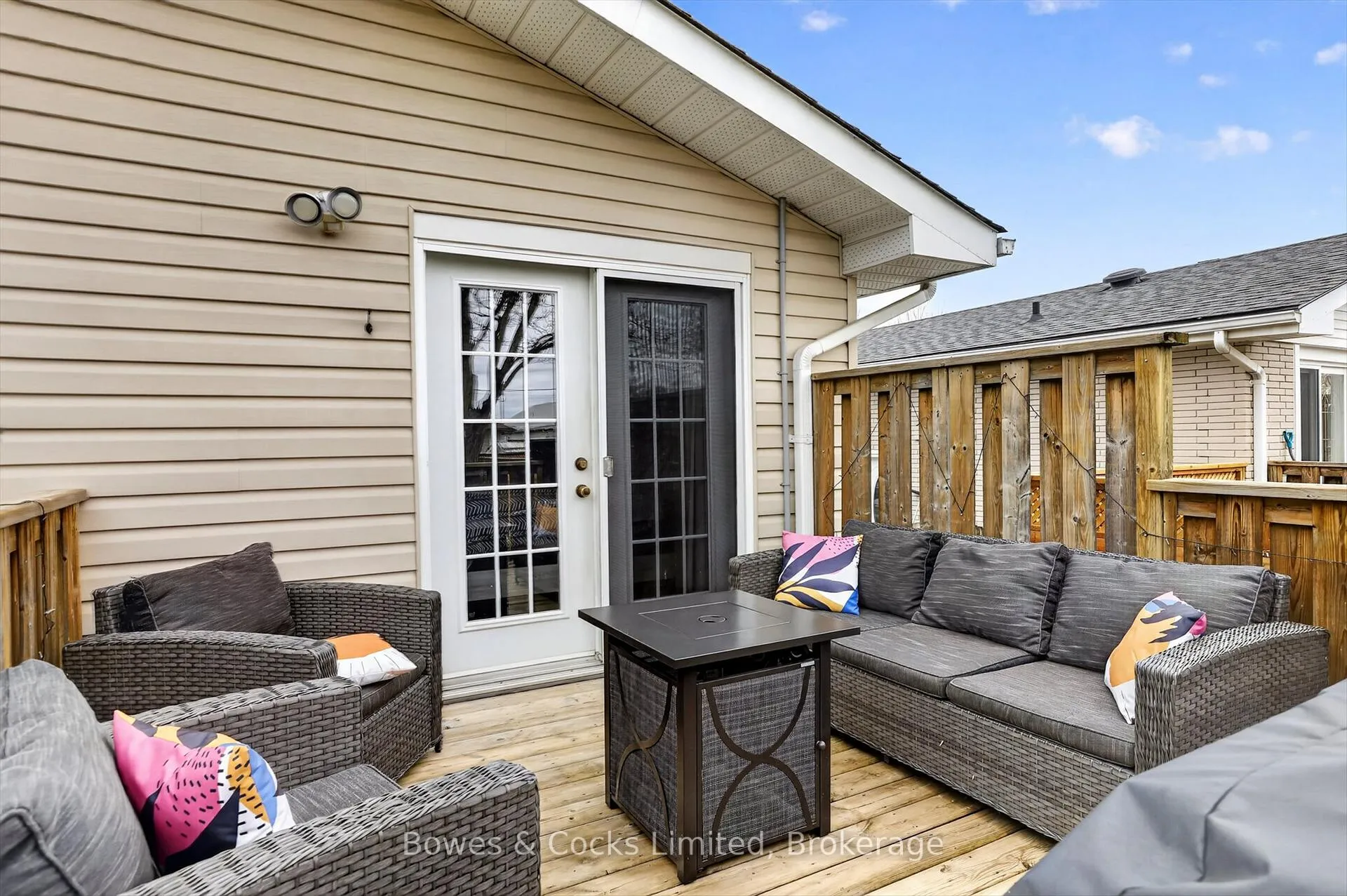Photo 40 of 832 Cameron Street, Peterborough, Otonabee Ward 1 — HOMEH