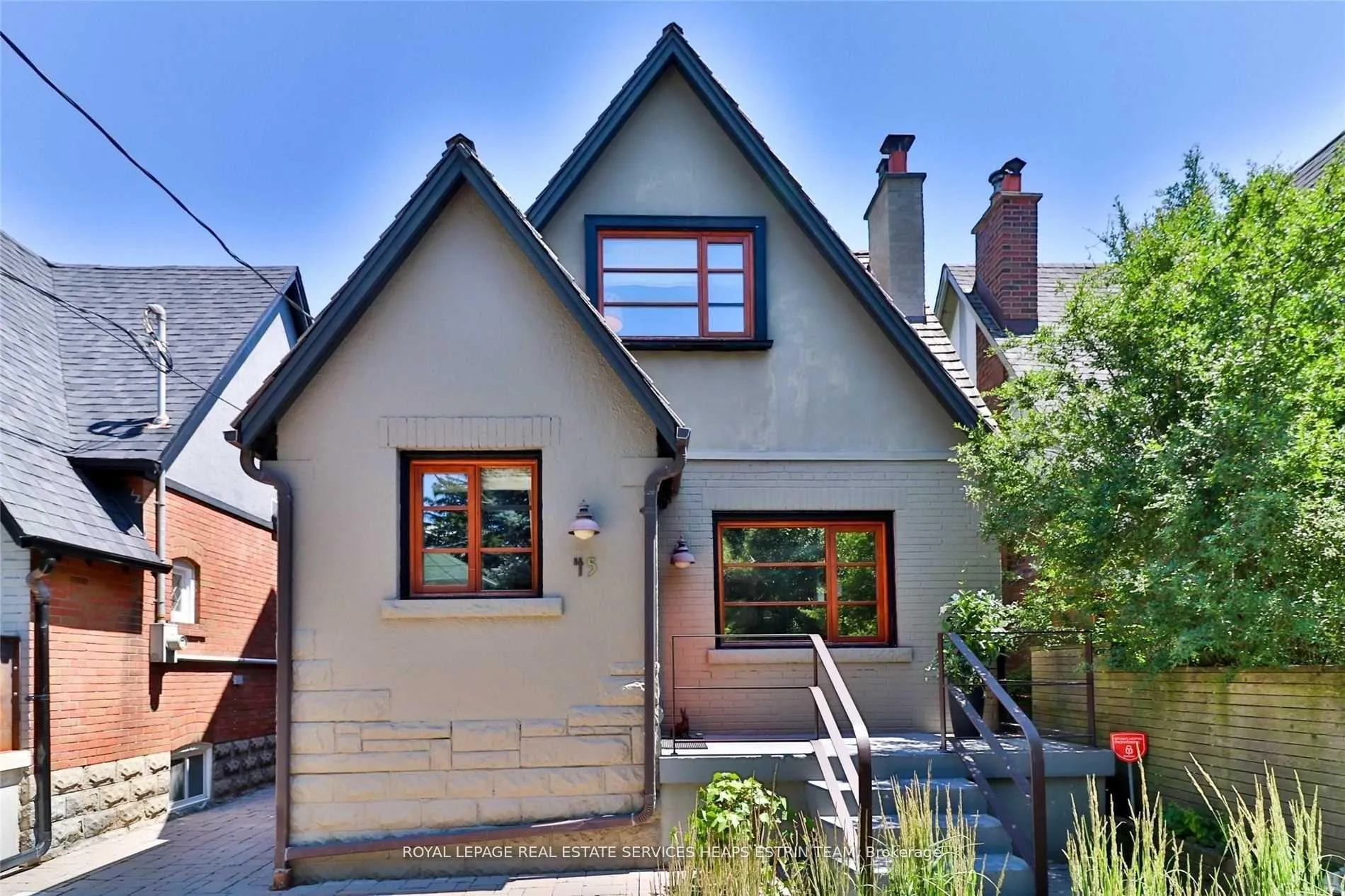 Photo 2 of 45 Cameron Crescent, Toronto, Leaside — HOMEH