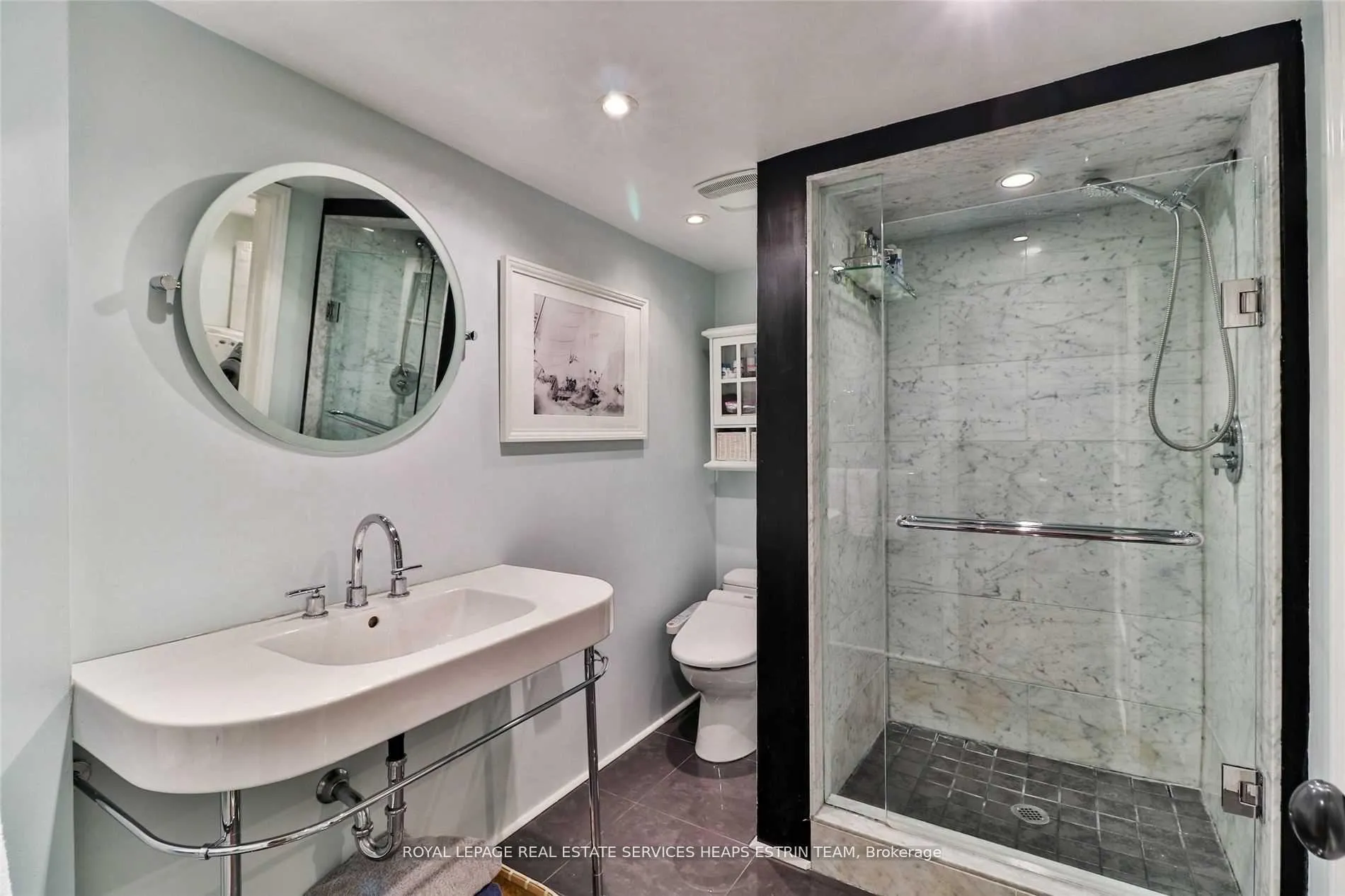 Photo 23 of 45 Cameron Crescent, Toronto, Leaside — HOMEH