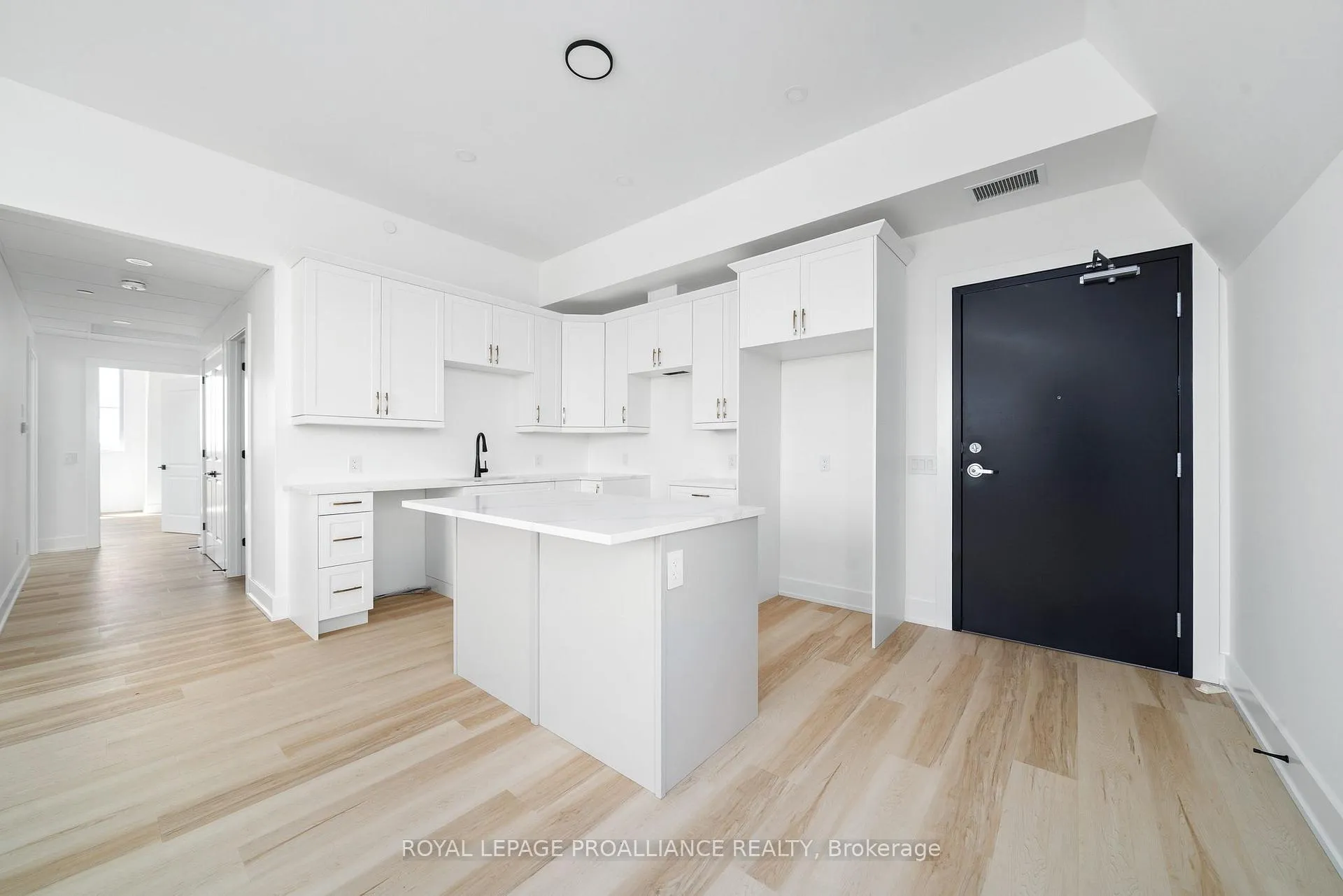 Photo 5 of Unit 302, 941 Charles Wilson Parkway, Cobourg — HOMEH