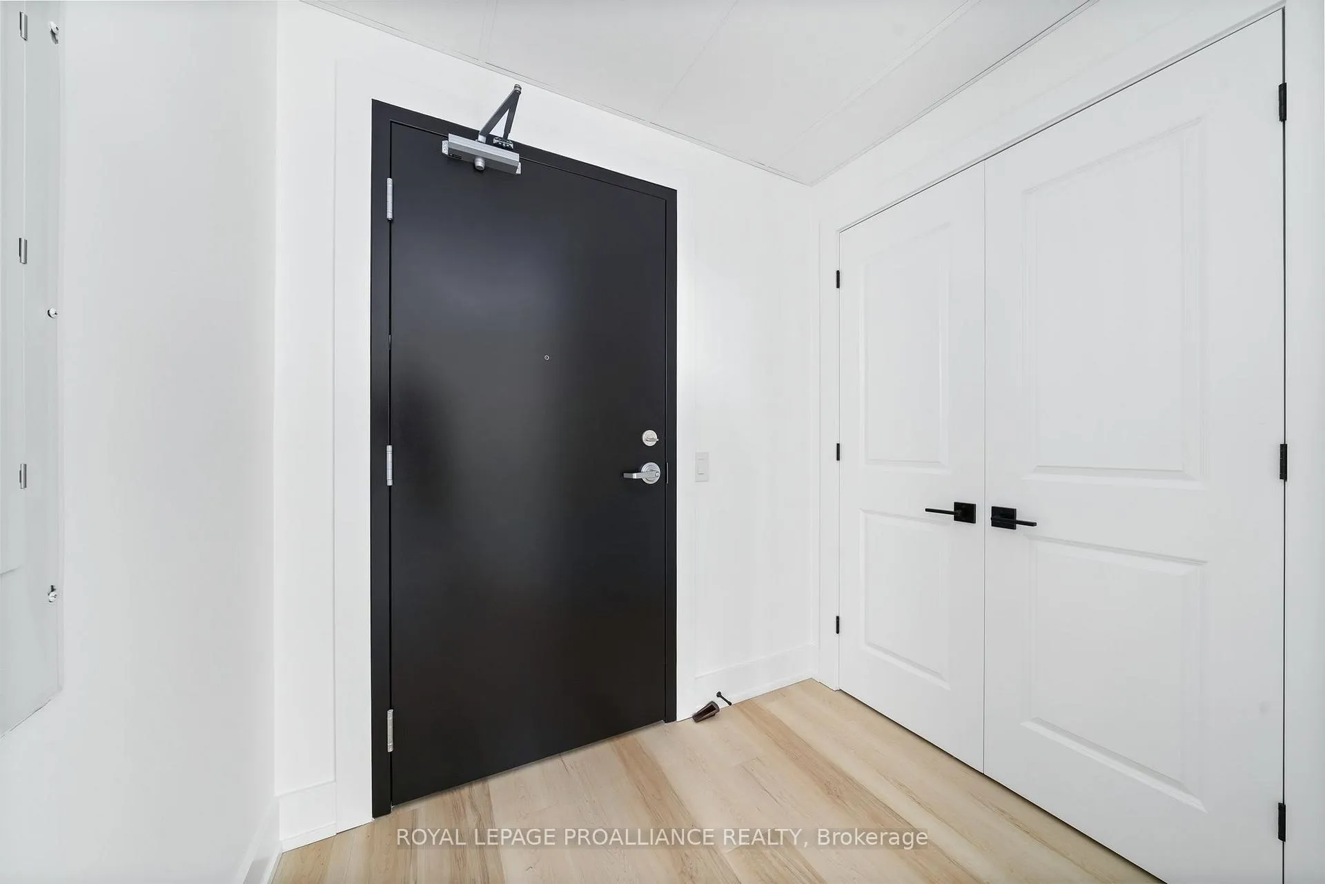 Photo 16 of Unit 302, 941 Charles Wilson Parkway, Cobourg — HOMEH