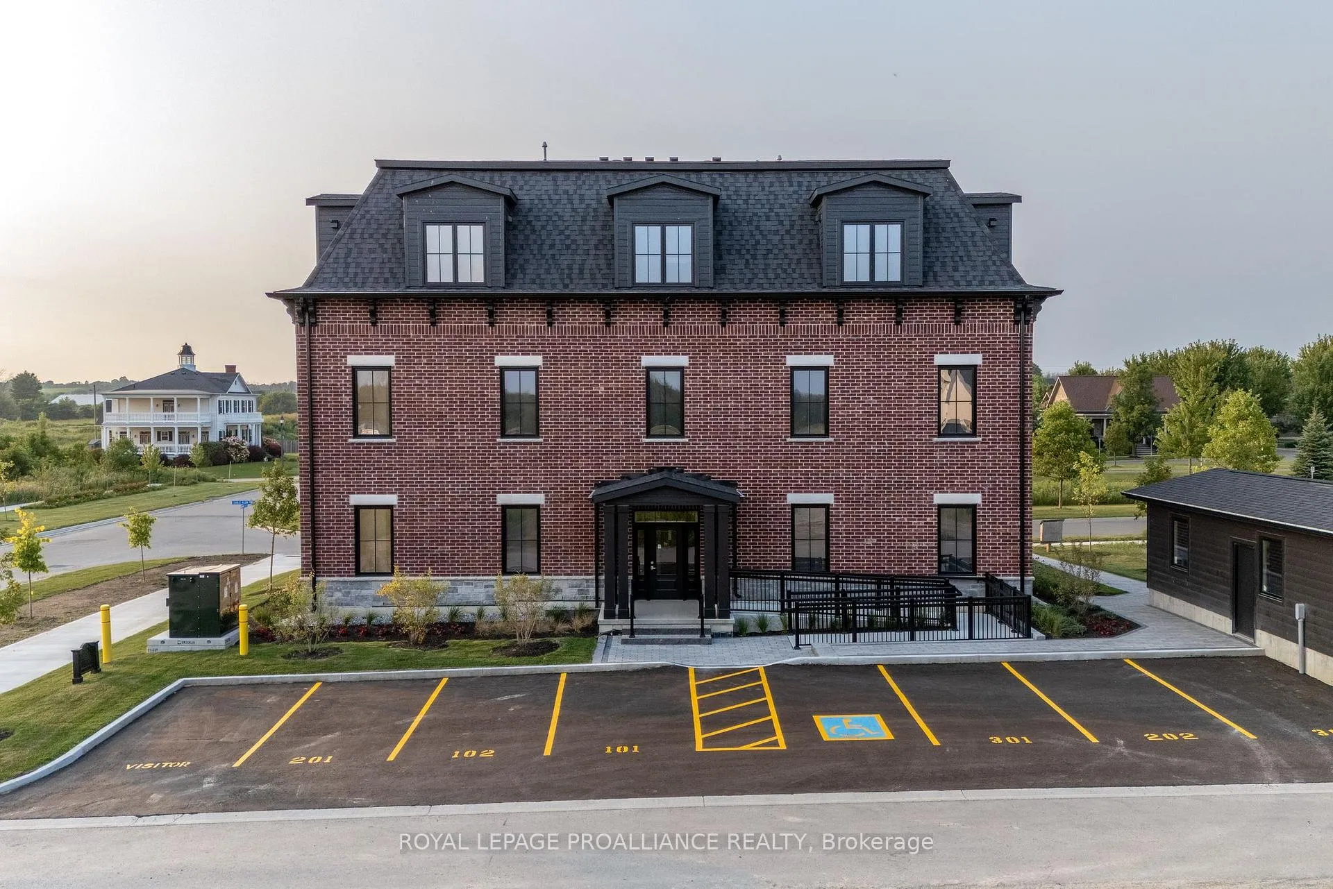 Photo 18 of Unit 302, 941 Charles Wilson Parkway, Cobourg — HOMEH