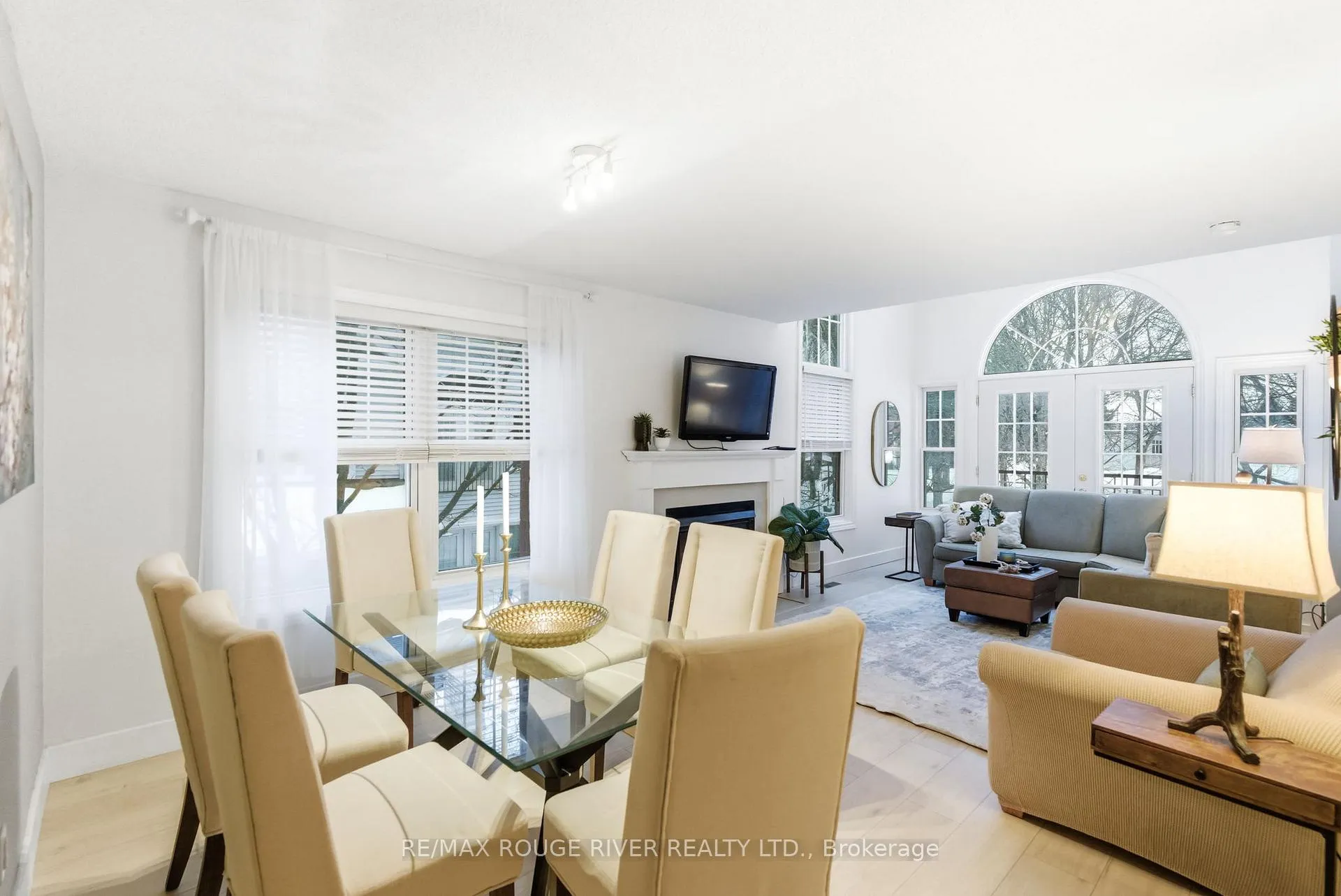 Photo 7 of Unit E2, 1665 Nash Road, Clarington, Courtice — HOMEH