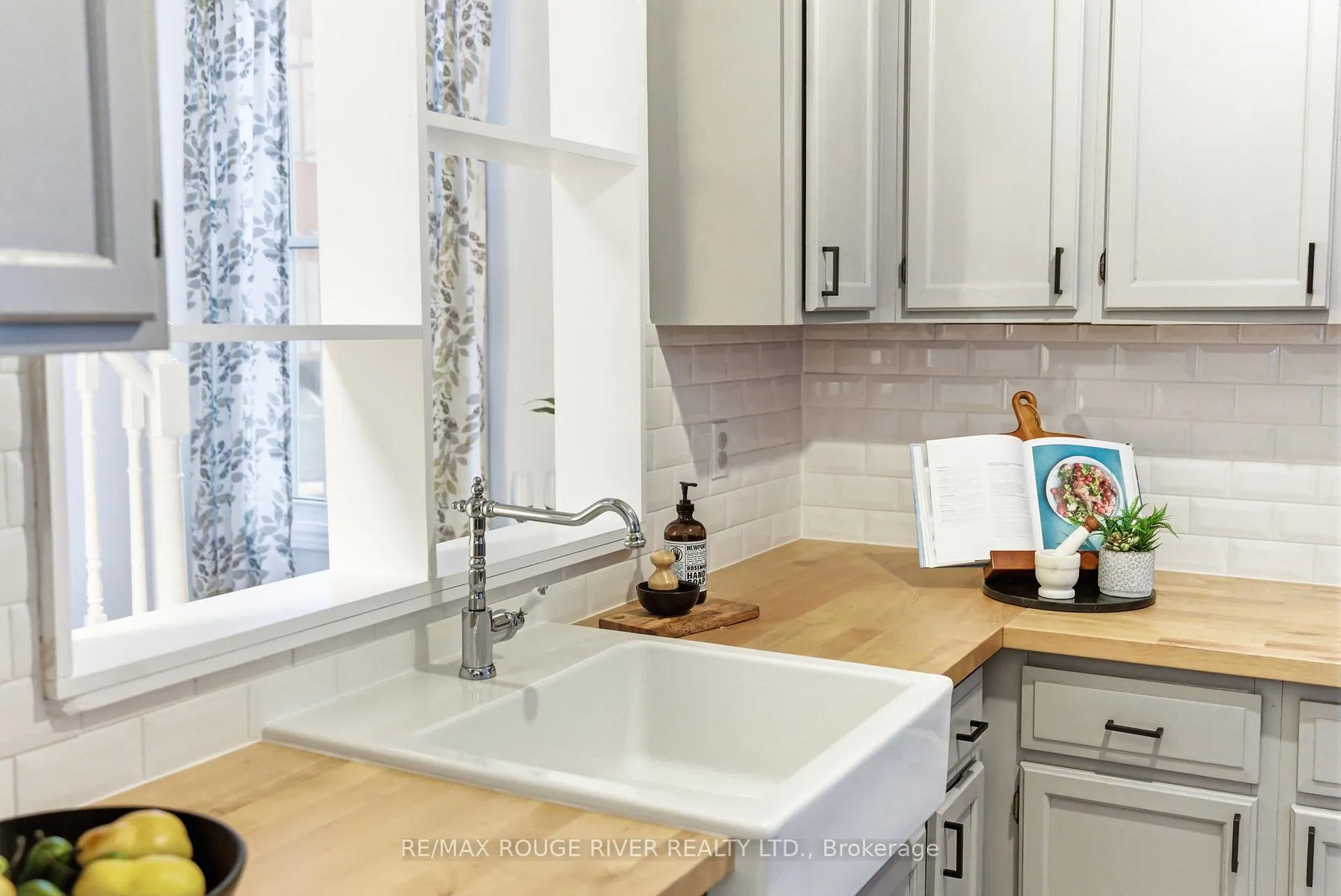 Photo 15 of Unit E2, 1665 Nash Road, Clarington, Courtice — HOMEH