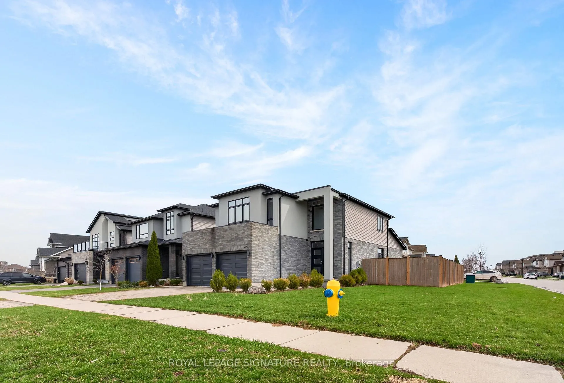 Front of 2147 Wateroak Drive