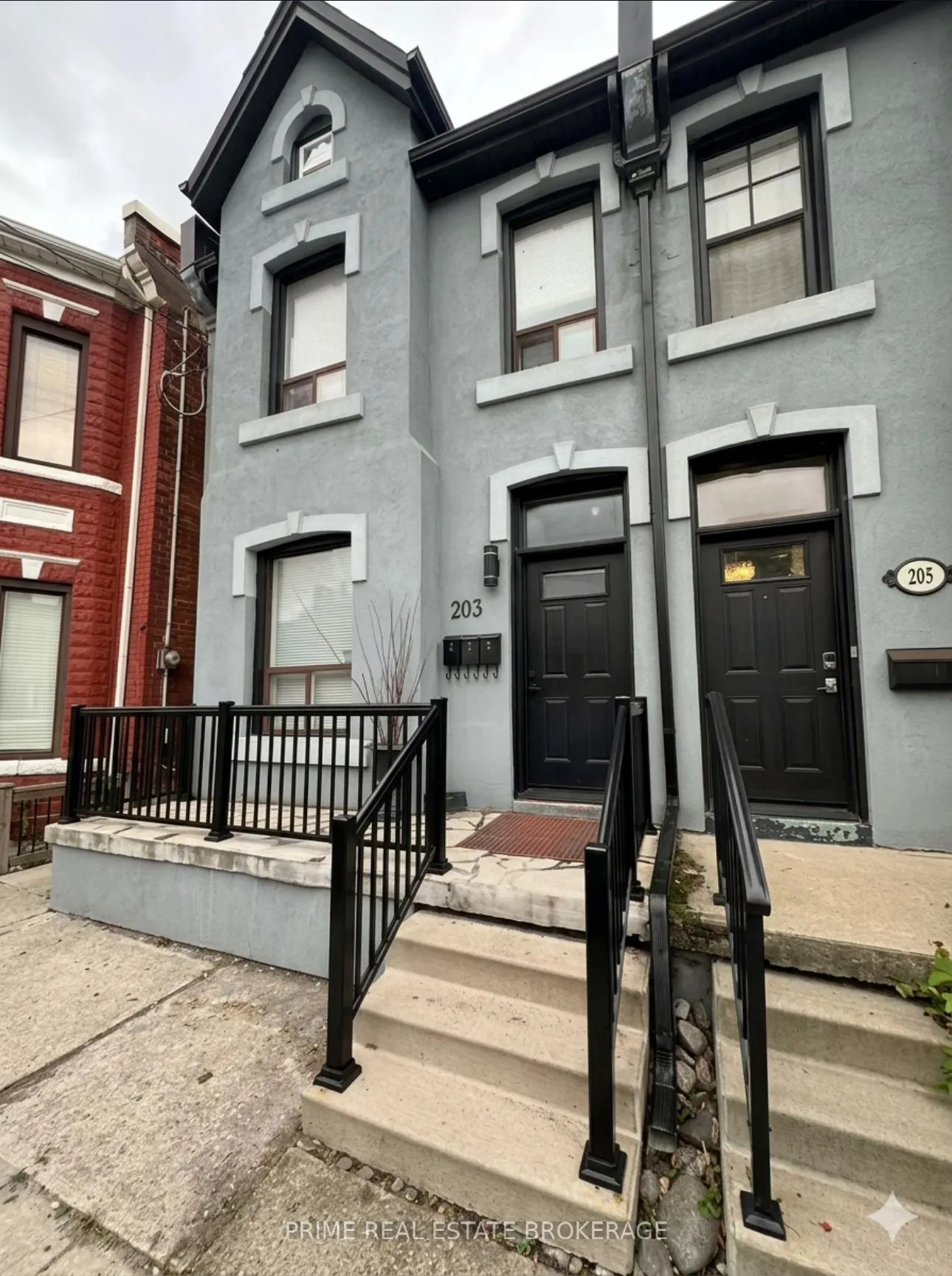 Photo 2 of 203 John Street N, Hamilton, Beasley — HOMEH