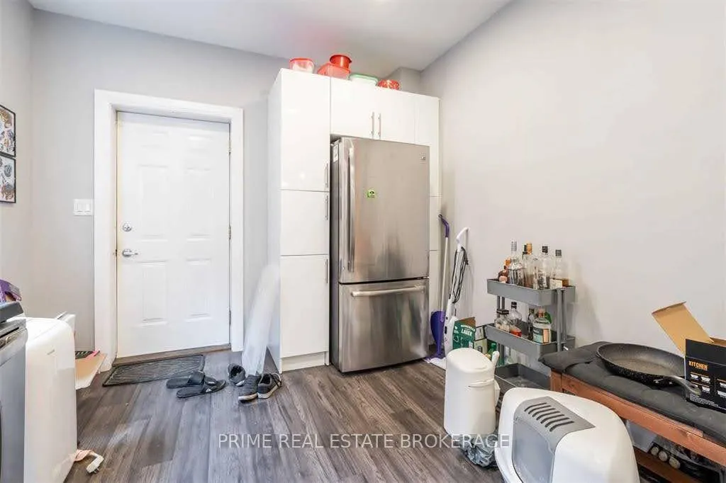 Photo 8 of 203 John Street N, Hamilton, Beasley — HOMEH
