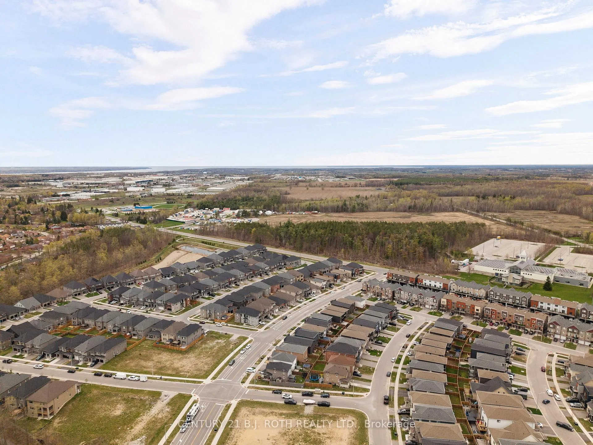 Photo 35 of 29 Alaskan Heights, Barrie, Holly — HOMEH