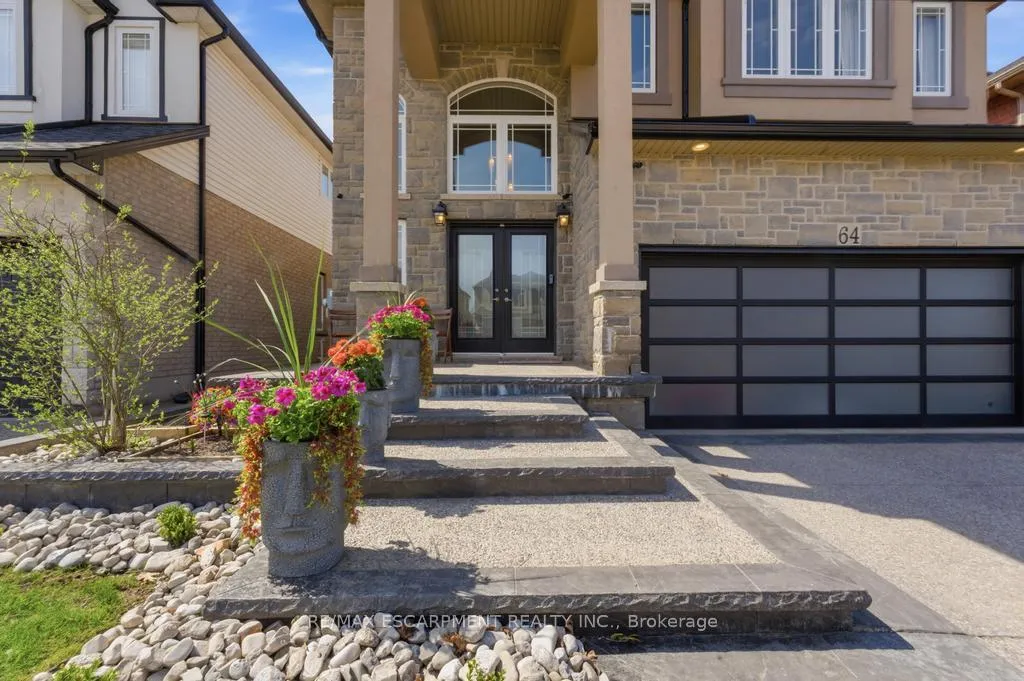 Photo 2 of 64 Onyx Court, Hamilton, Chappel — HOMEH