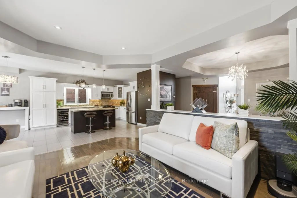 Photo 9 of 64 Onyx Court, Hamilton, Chappel — HOMEH