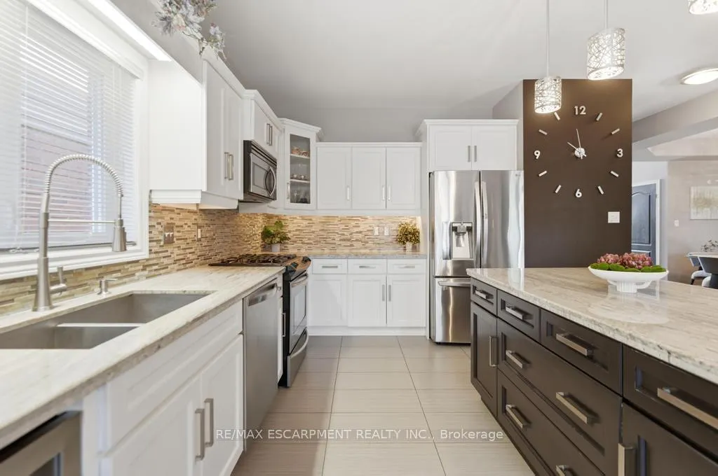 Photo 11 of 64 Onyx Court, Hamilton, Chappel — HOMEH
