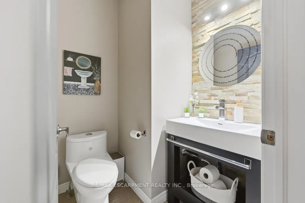 Photo 16 of 64 Onyx Court, Hamilton, Chappel — HOMEH