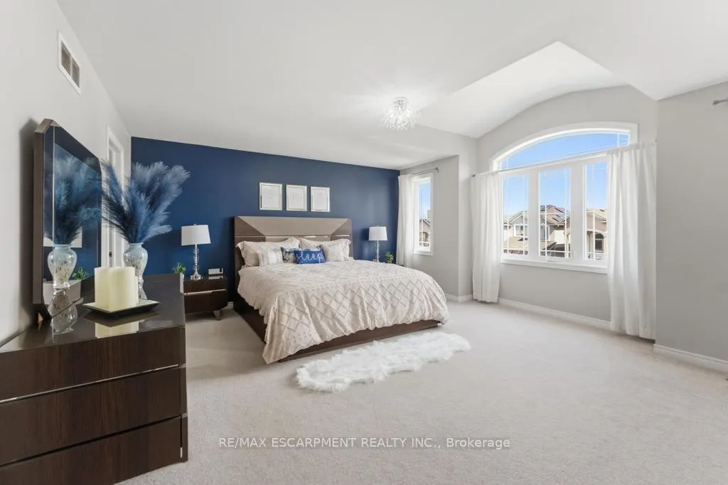 Photo 18 of 64 Onyx Court, Hamilton, Chappel — HOMEH