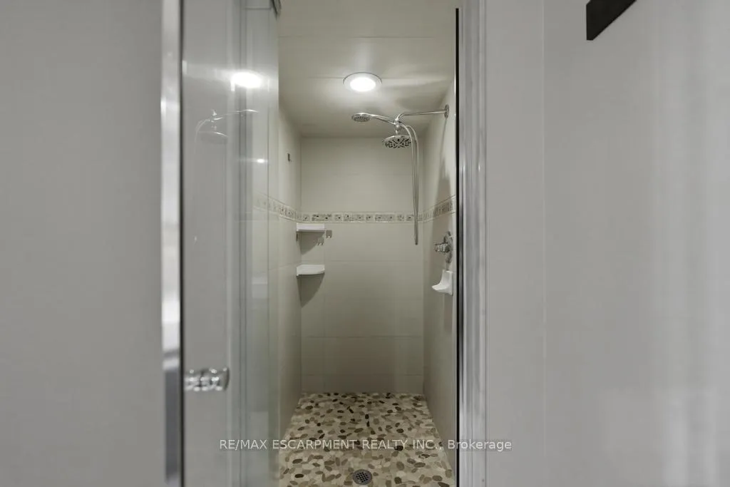 Photo 20 of 64 Onyx Court, Hamilton, Chappel — HOMEH