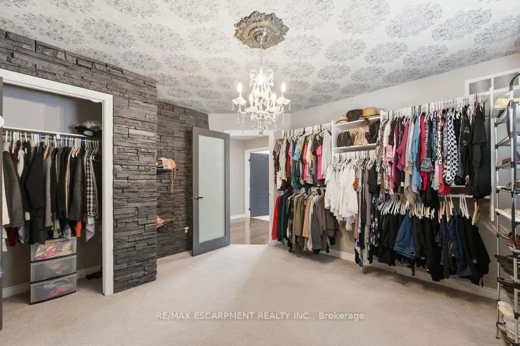 Photo 25 of 64 Onyx Court, Hamilton, Chappel — HOMEH