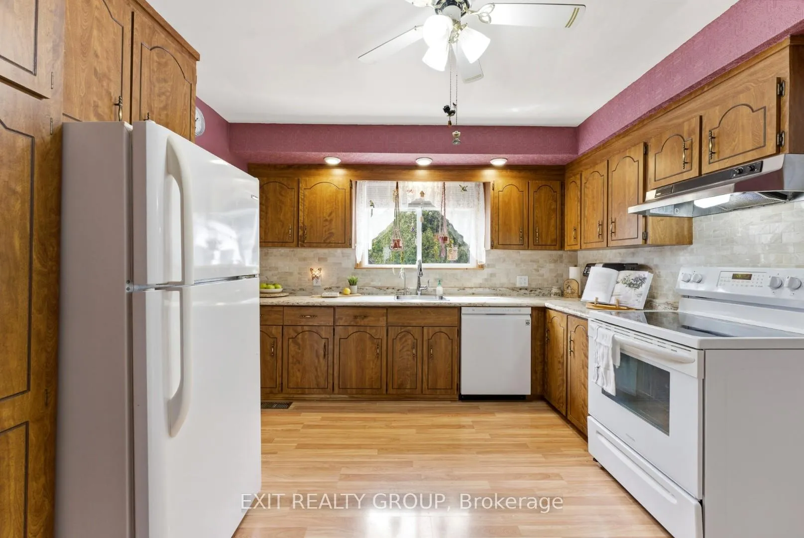 Photo 29 of 459 Brook Road N, Cobourg — HOMEH