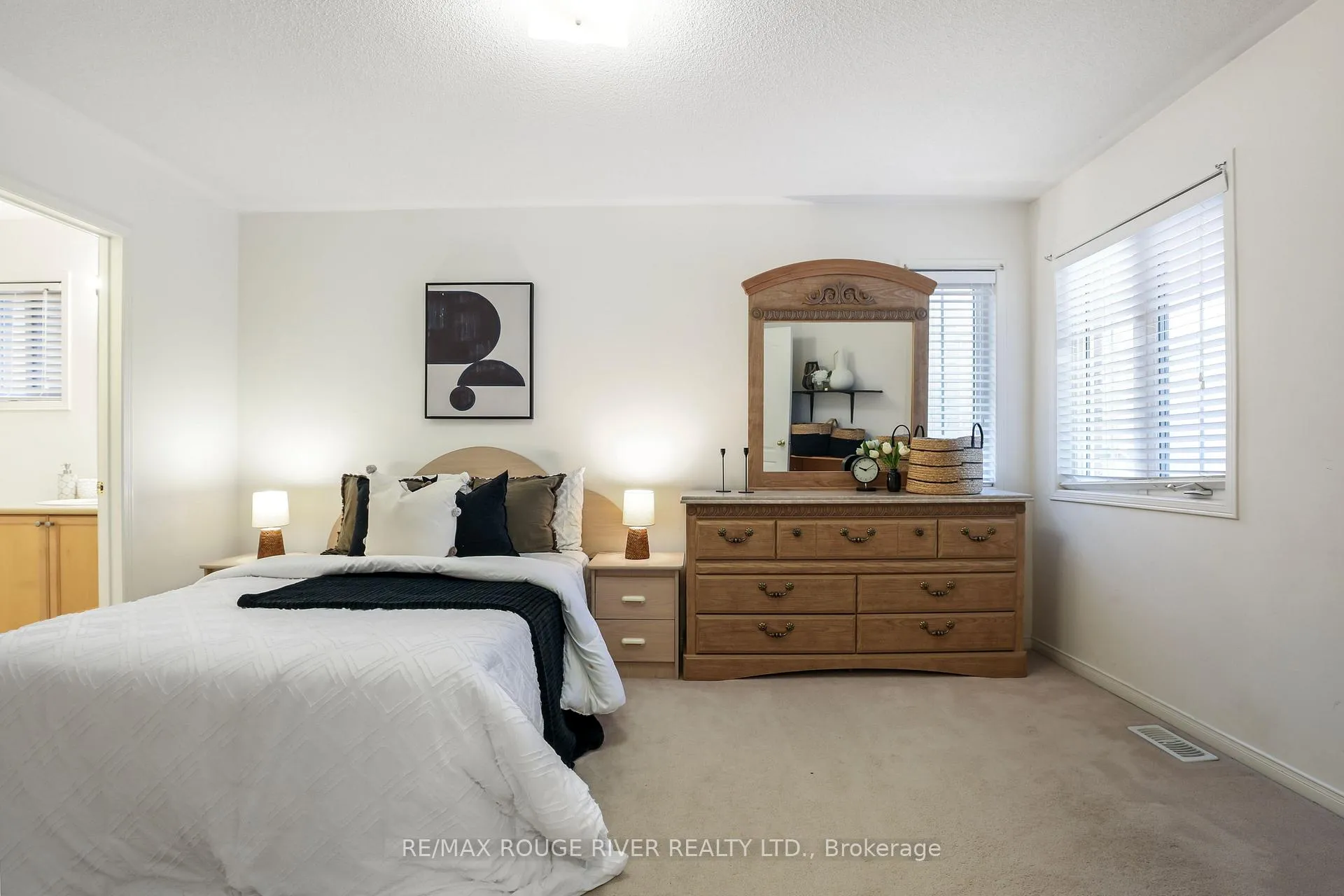 Photo 25 of 14 Clapperton Drive, Ajax, Northwest Ajax — HOMEH