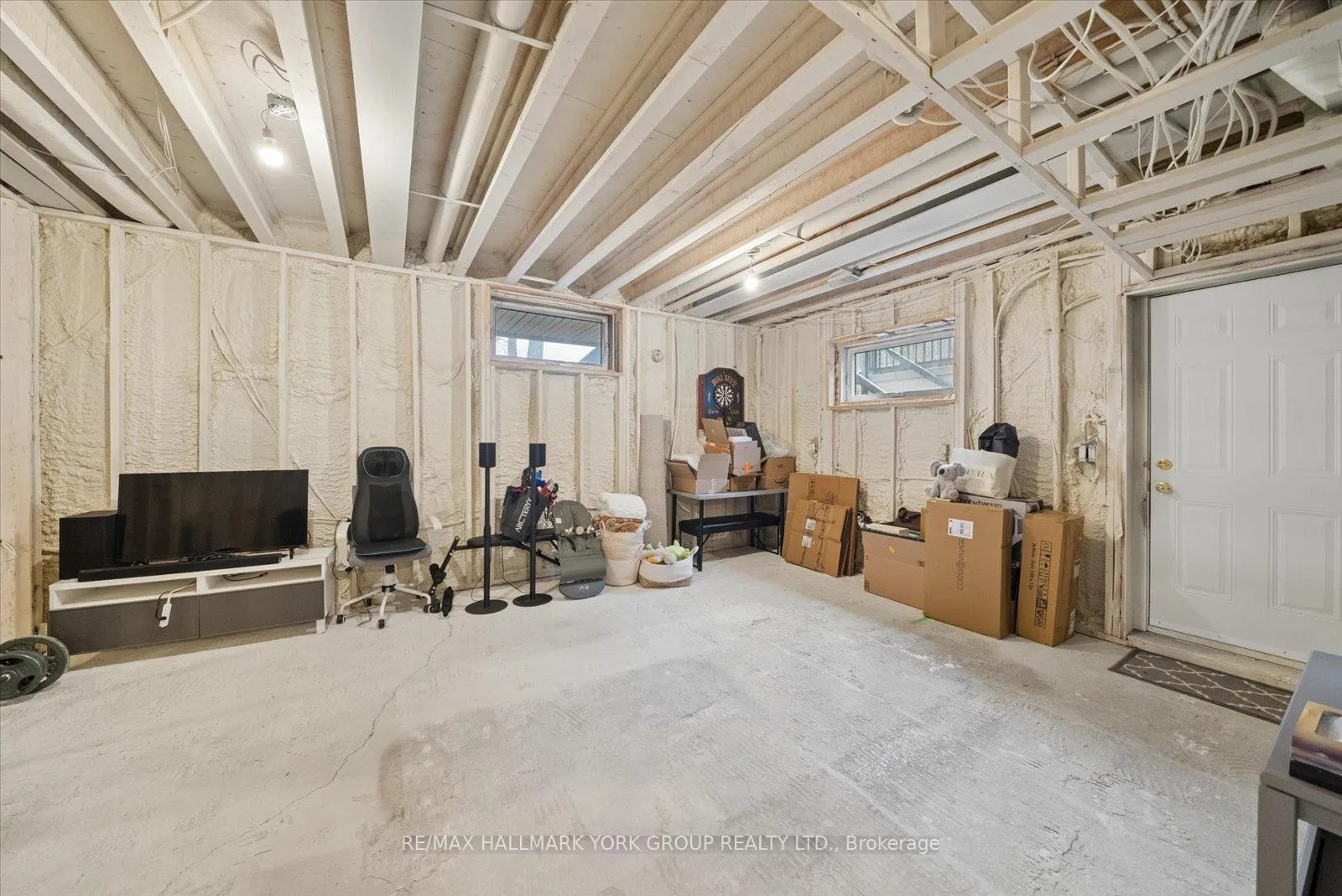 Photo 35 of 220 Pine Beach Drive, Georgina, Keswick South — HOMEH