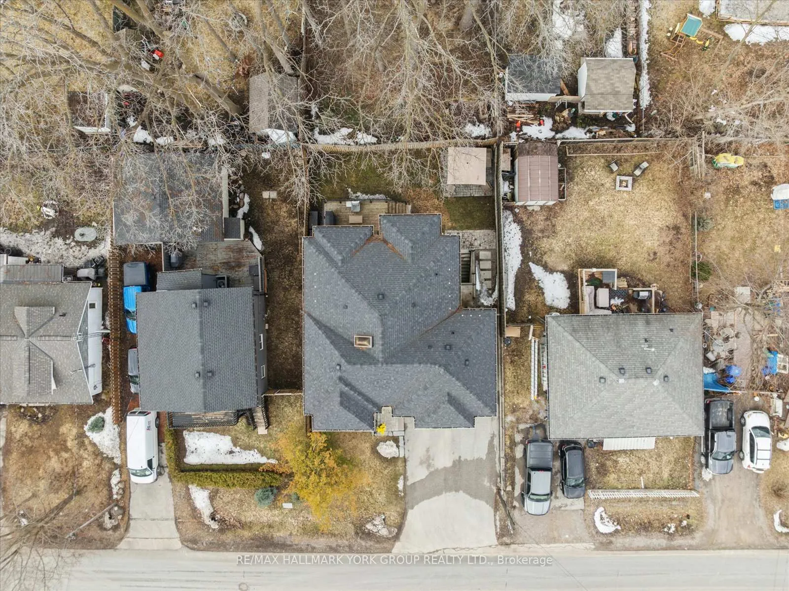 Photo 45 of 220 Pine Beach Drive, Georgina, Keswick South — HOMEH