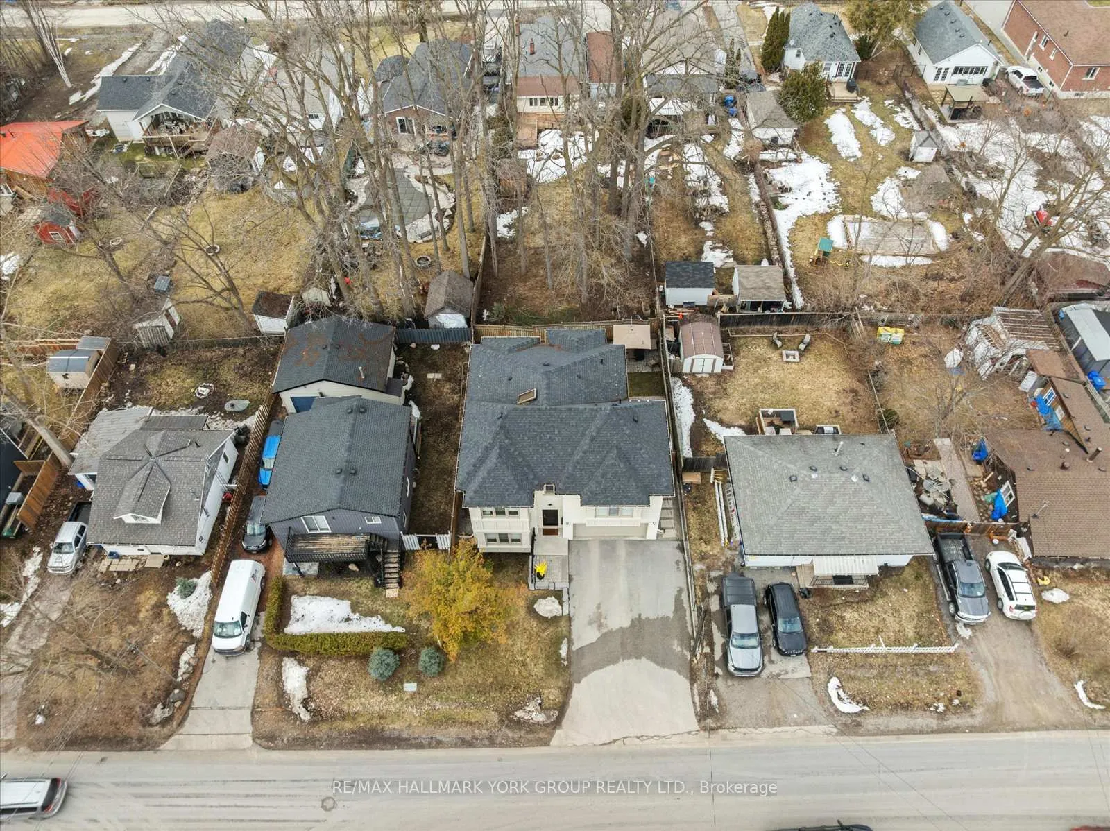 Photo 47 of 220 Pine Beach Drive, Georgina, Keswick South — HOMEH