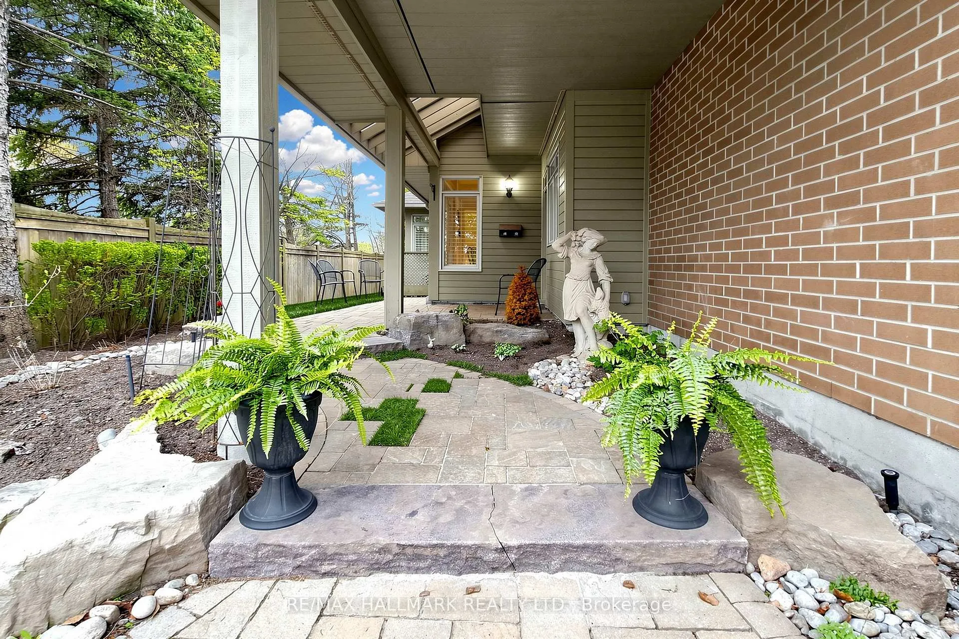 Photo 2 of Unit 68, 13 Christina Falls Way, Markham, Greensborough — HOMEH