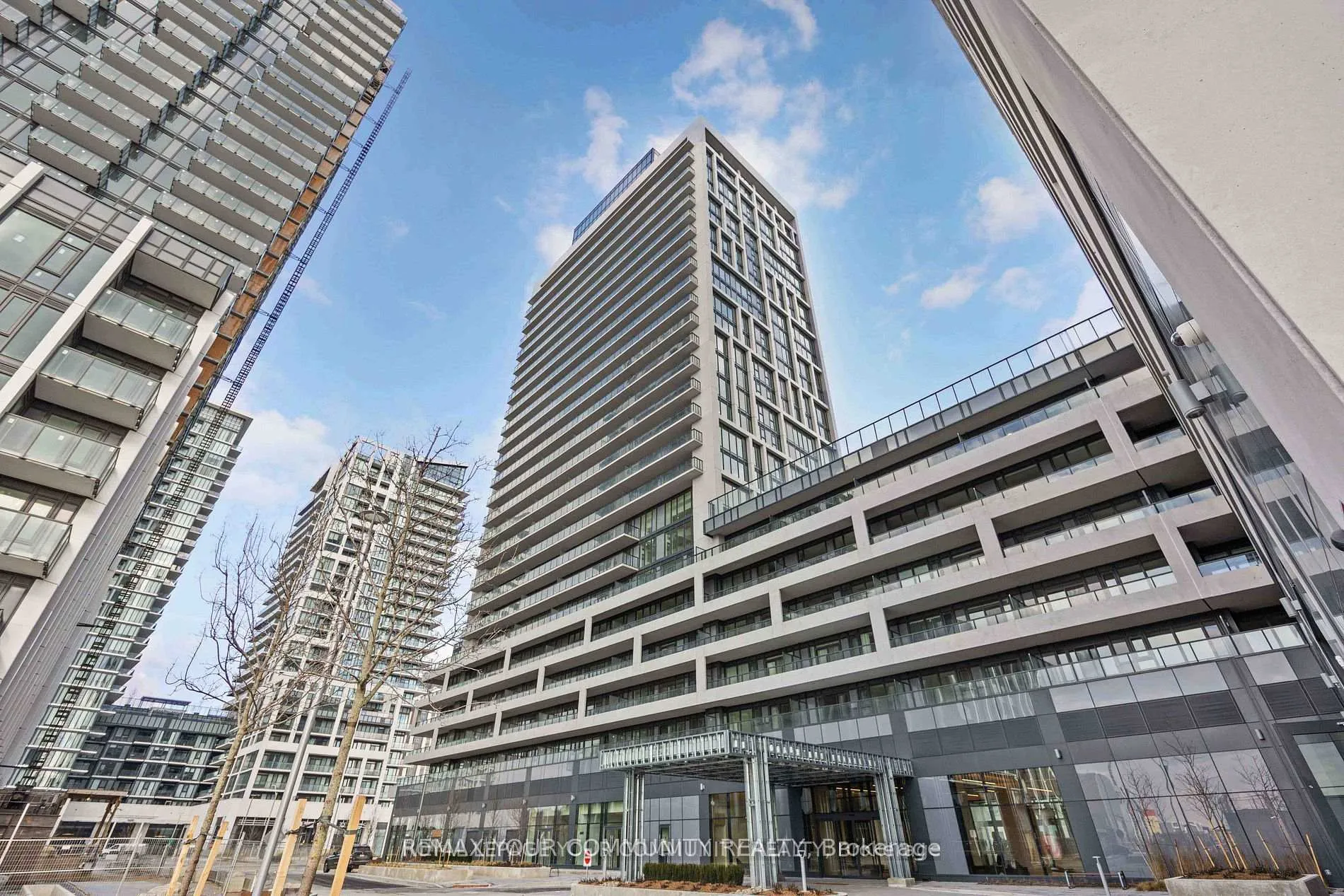 Photo 1 of Unit 429, 8960 Jane Street, Vaughan, Vellore Village — HOMEH