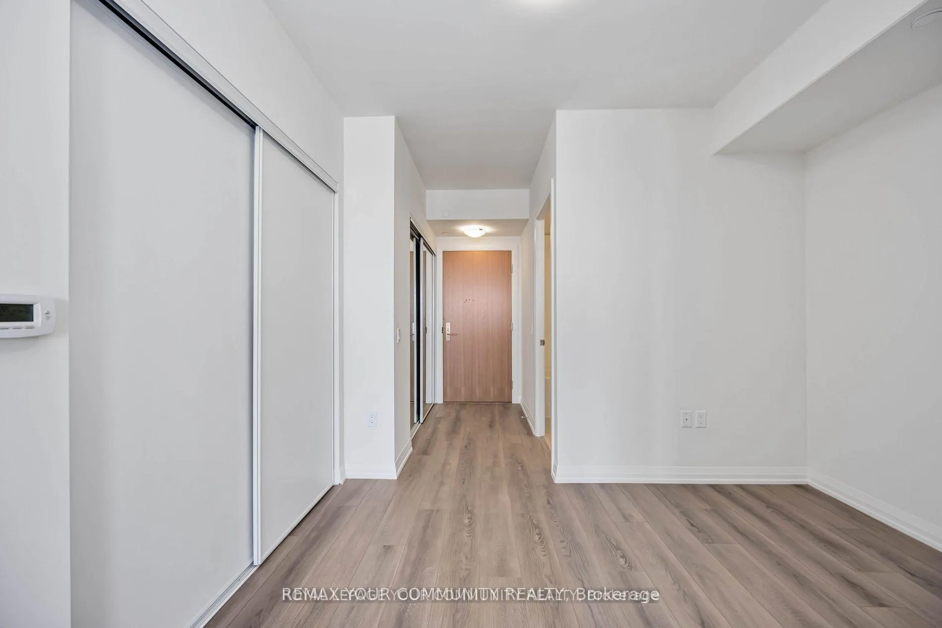 Photo 3 of Unit 429, 8960 Jane Street, Vaughan, Vellore Village — HOMEH