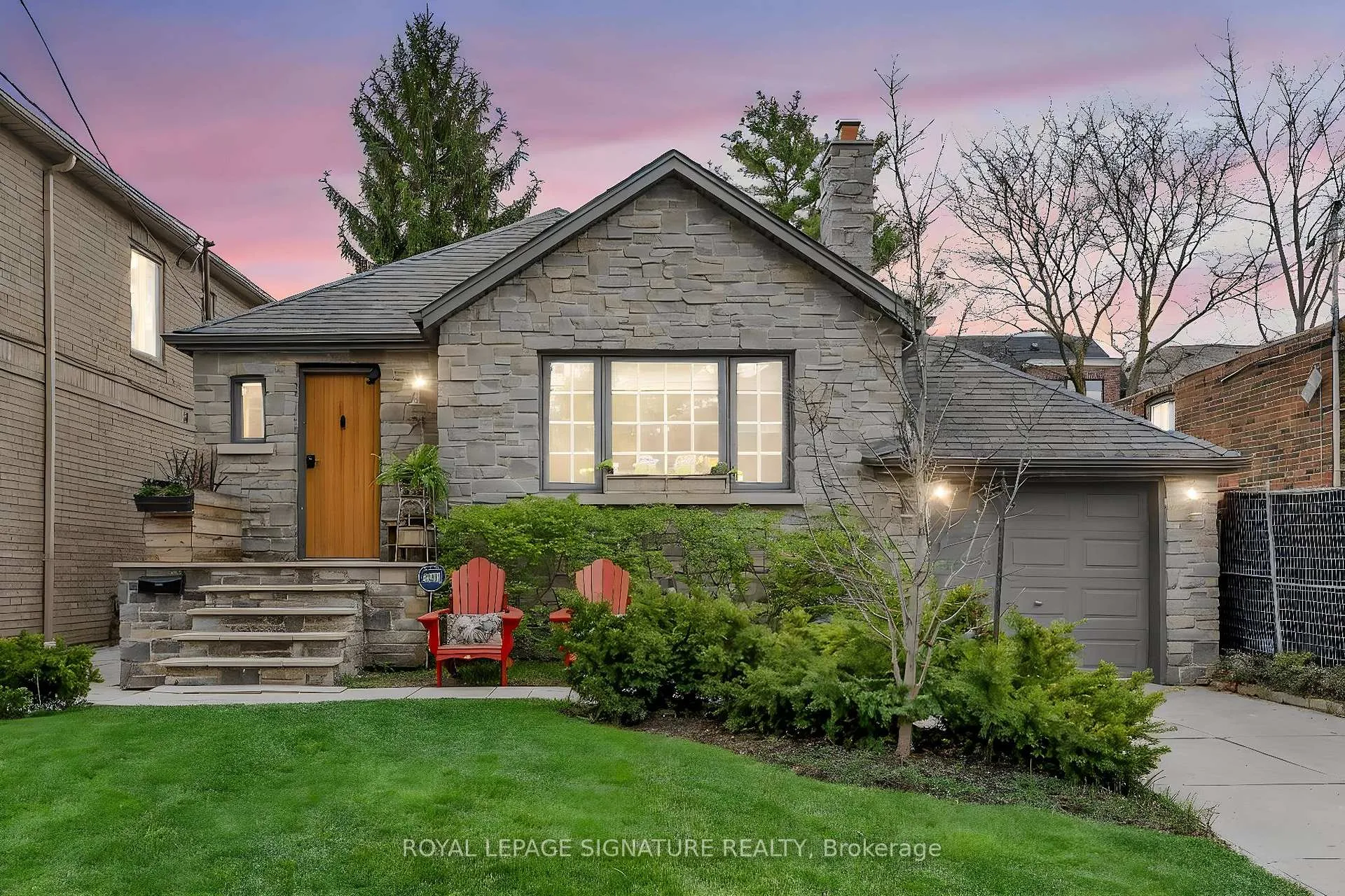 Photo 1 of 31 Burncrest Drive, Toronto, Bedford Park-Nortown — HOMEH