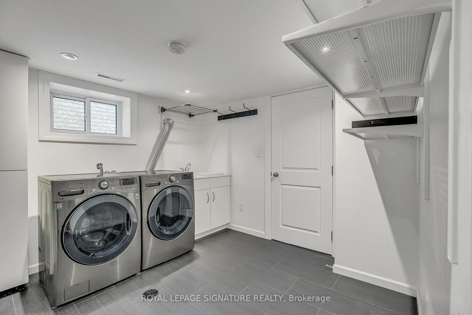 Photo 31 of 31 Burncrest Drive, Toronto, Bedford Park-Nortown — HOMEH